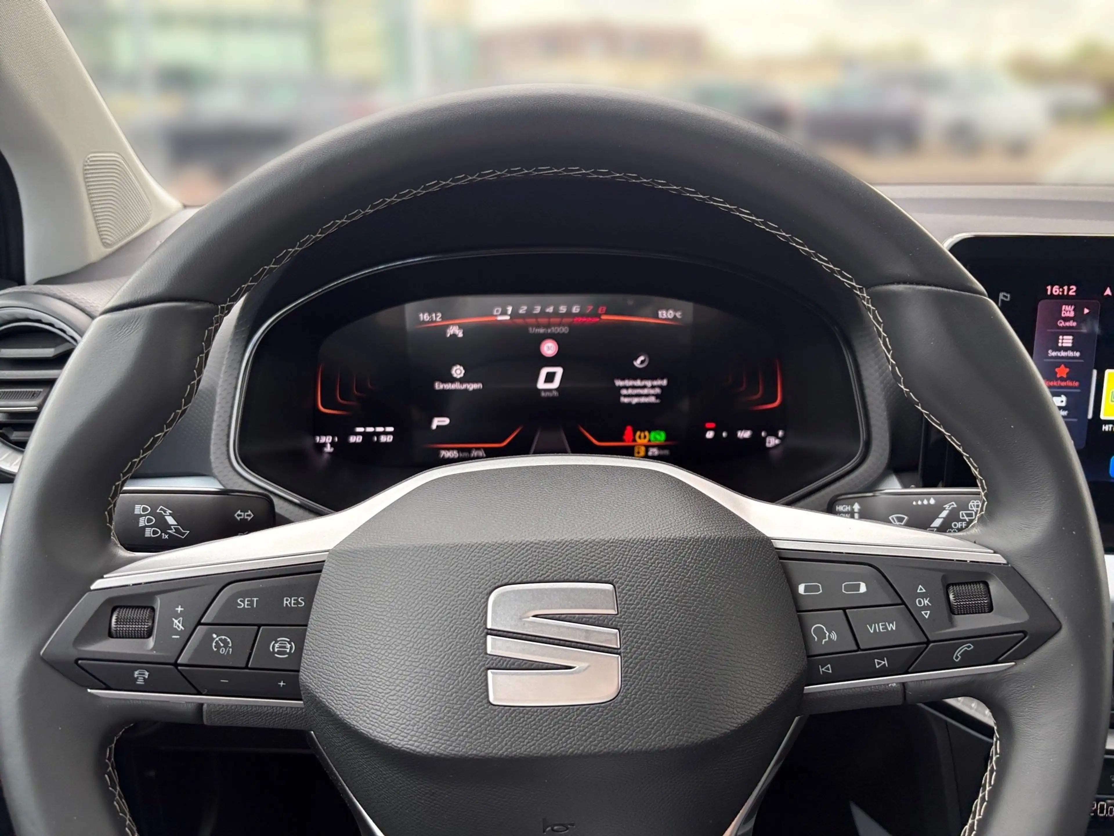 SEAT Arona 1.0 TSI DSG Road Edition ACC+AHK+LED+Navi+ — photo 13
