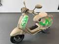 Vespa 946 ''Dragon'' 10 Anniversario Gold - thumbnail 3