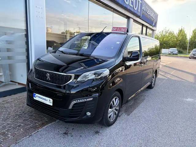 Peugeot Traveller BUSINESS VIP 75 kWh Long 8 posti SPOTICAR