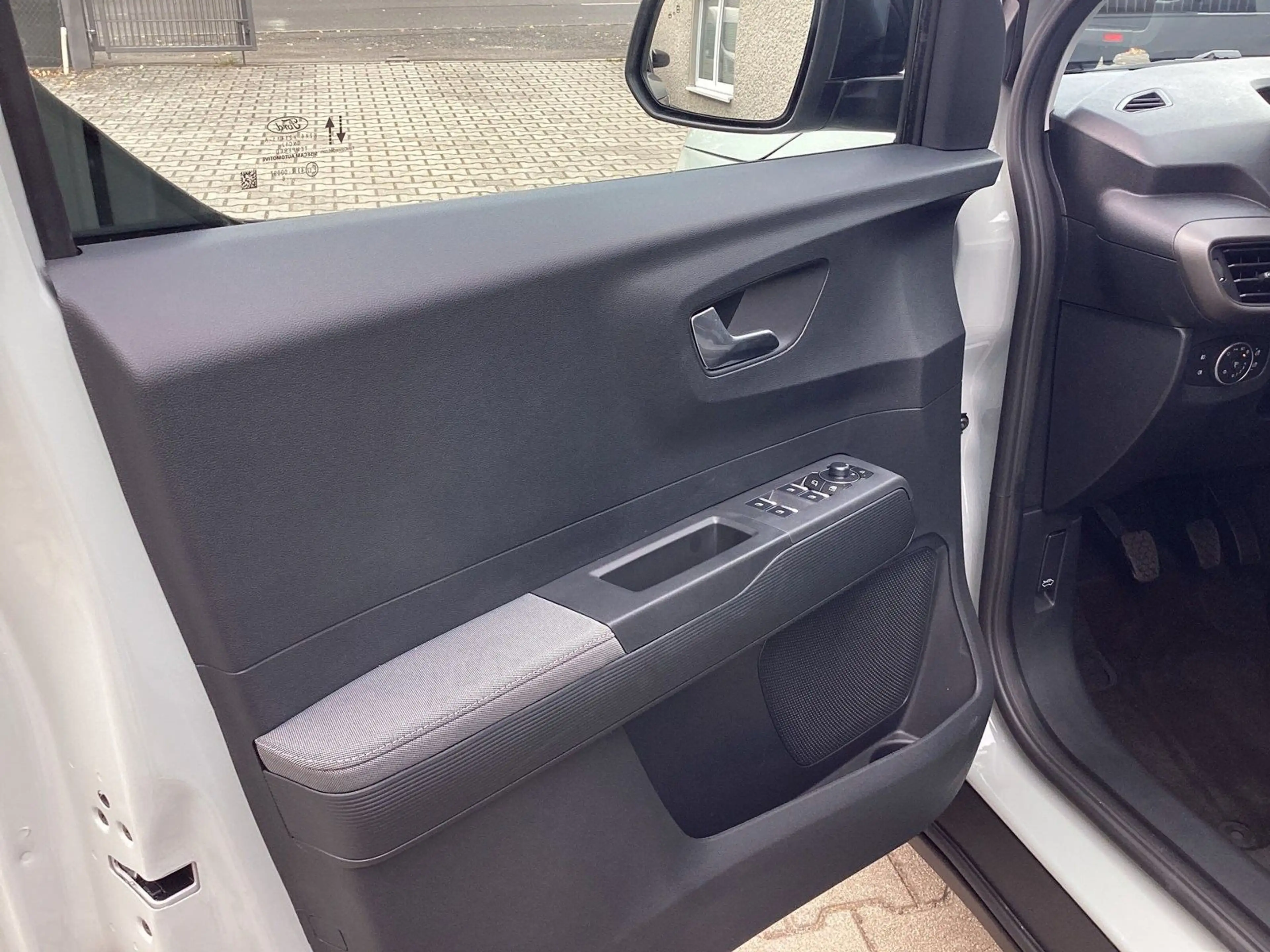 Ford Tourneo Courier Titanium*Kamera* — photo 10