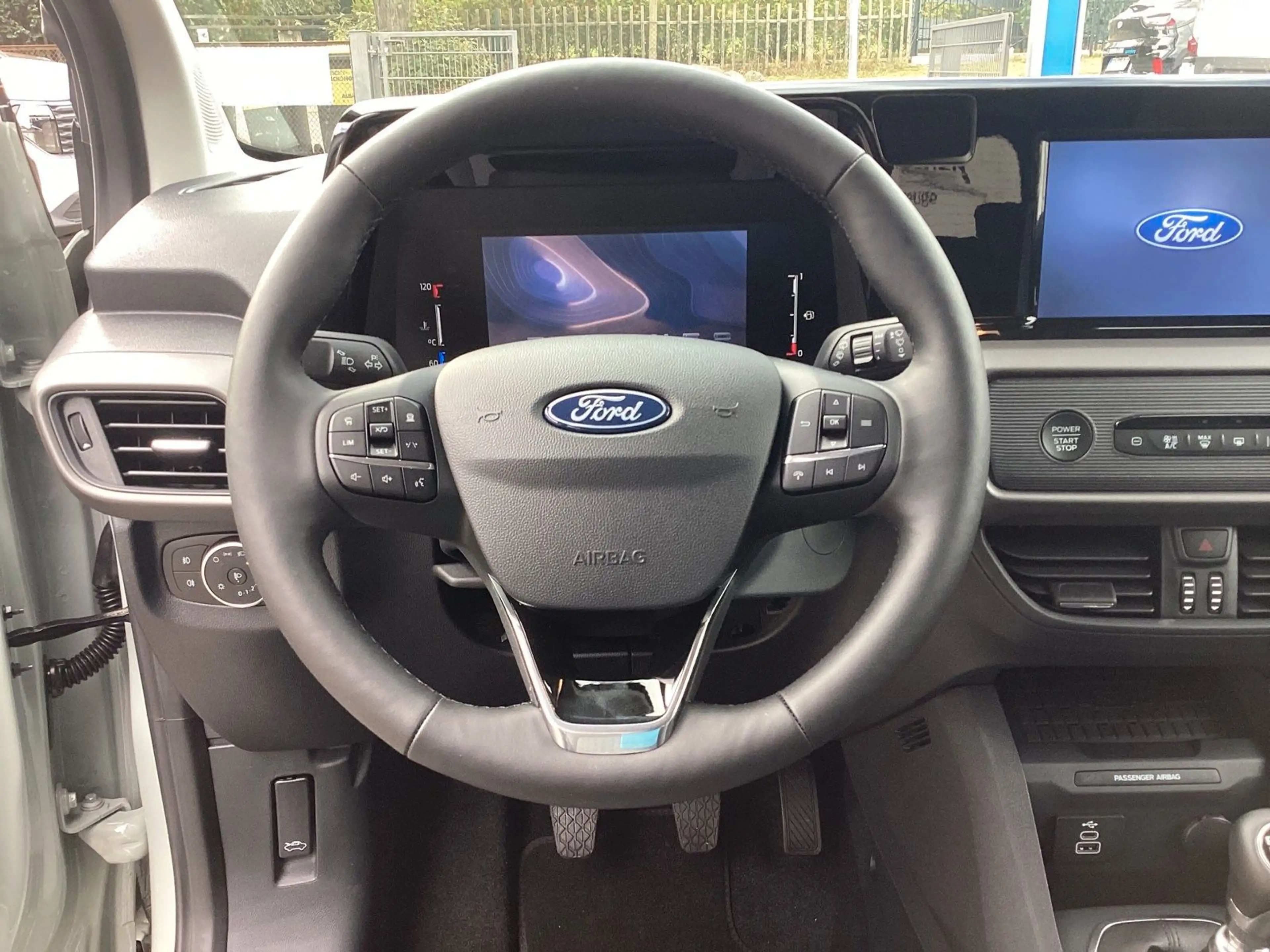 Ford Tourneo Courier Titanium*Kamera* — photo 8