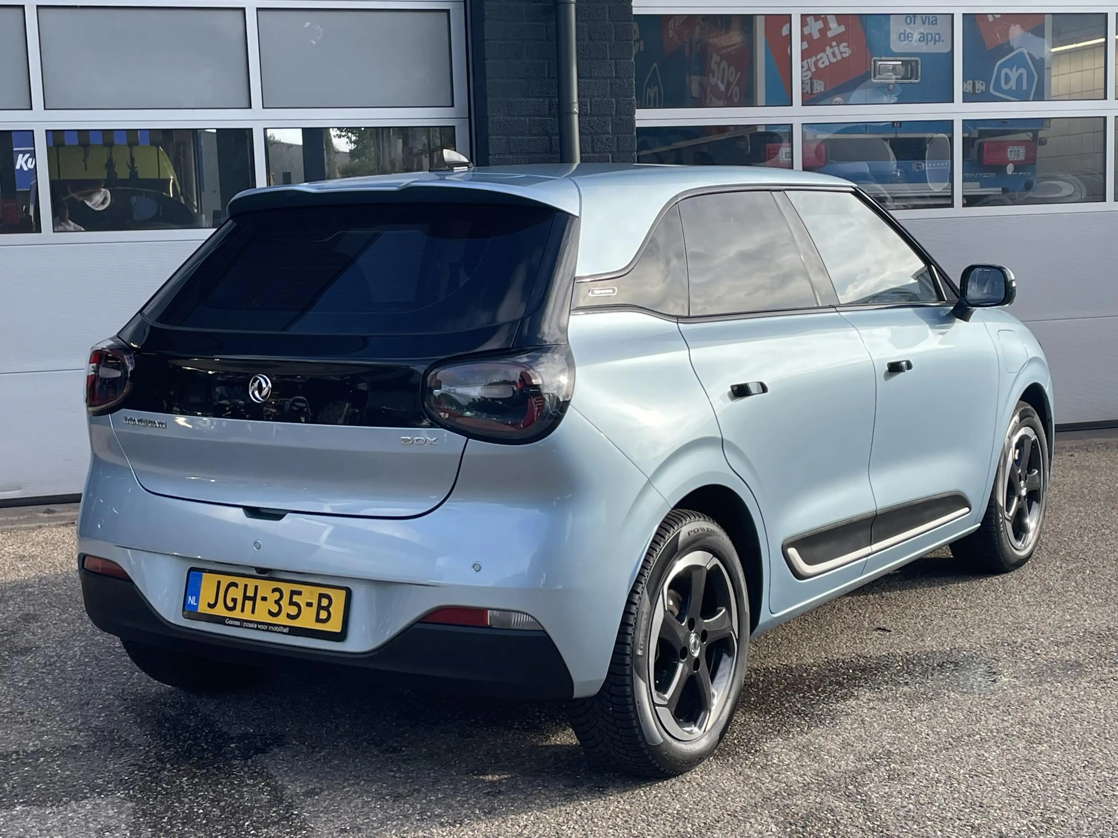Dongfeng Box Launch Edition 42 kWh Led-koplampen | Adaptieve cr — photo 2