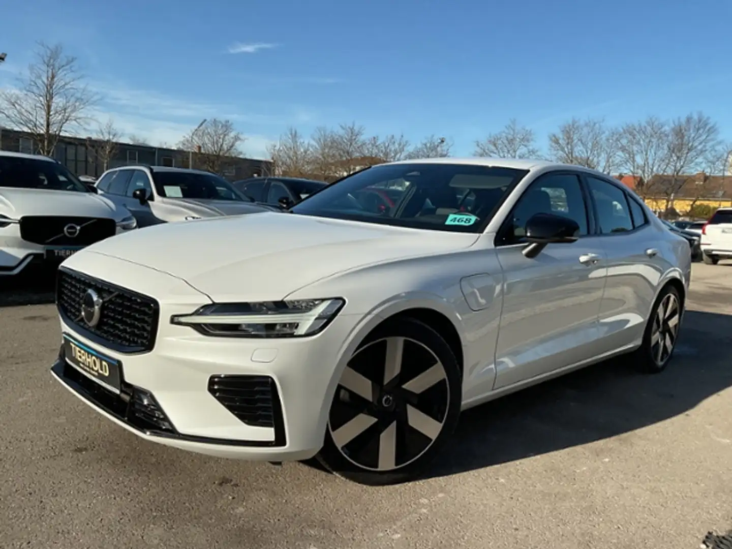 Volvo S60 T8 Plus Dark Plug-In AWD AHK ACC Memory Weiß - 2
