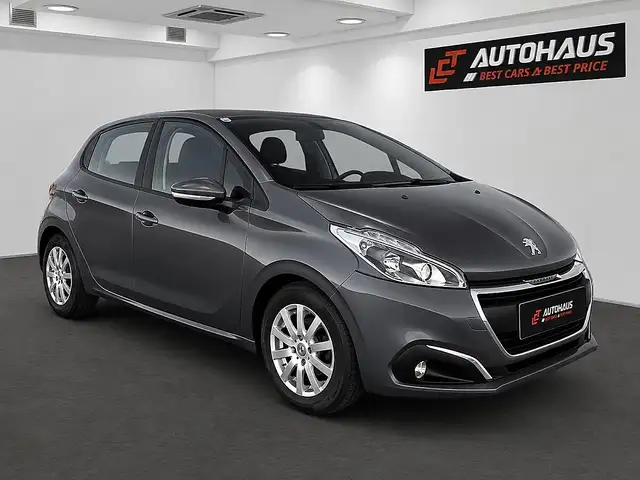 Peugeot 208 view 4