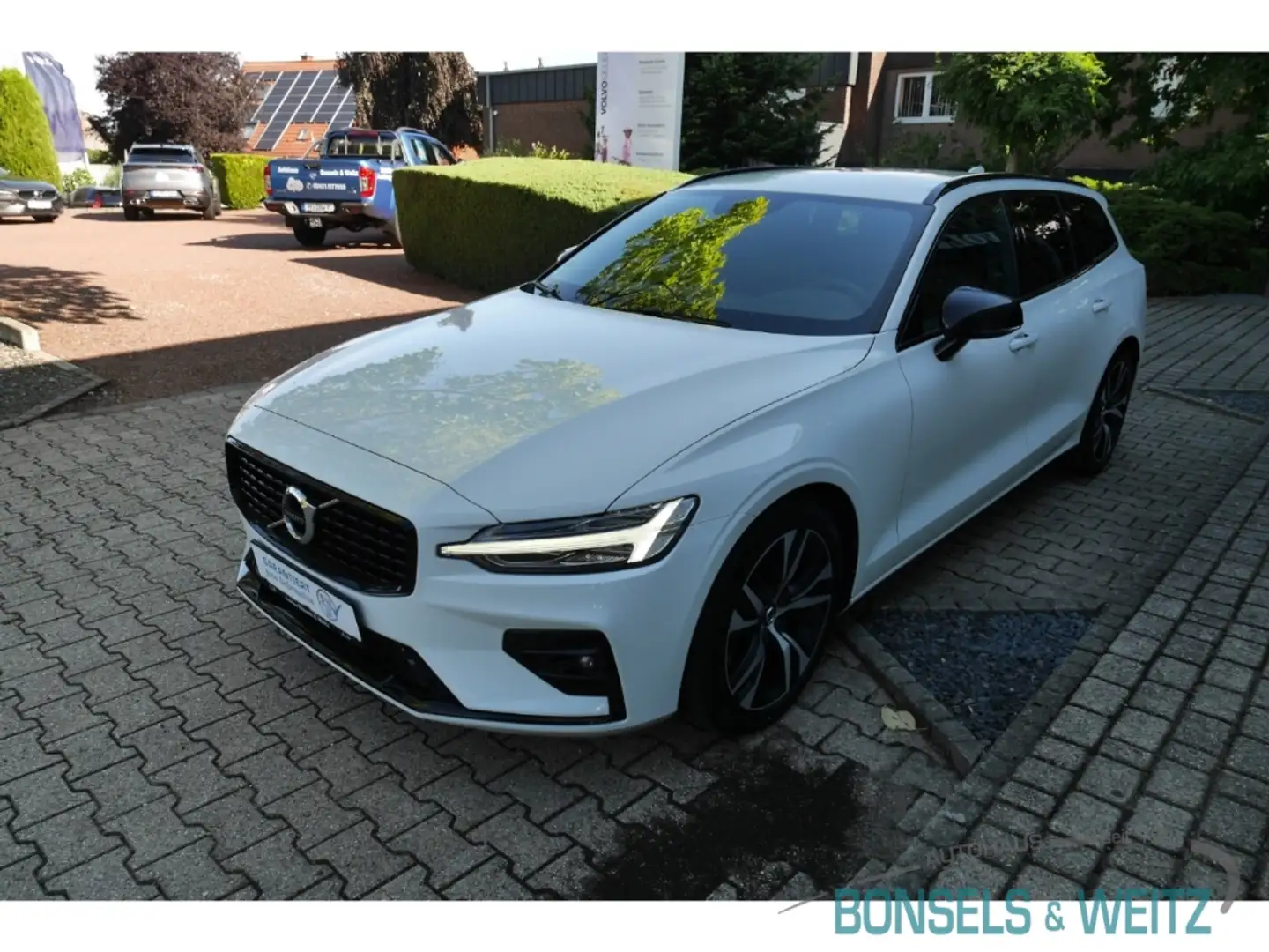 Volvo V60 Diesel EU6d B4 MILD-HYBRID DIESEL R-DESIGN AUTOMAT Білий - 2