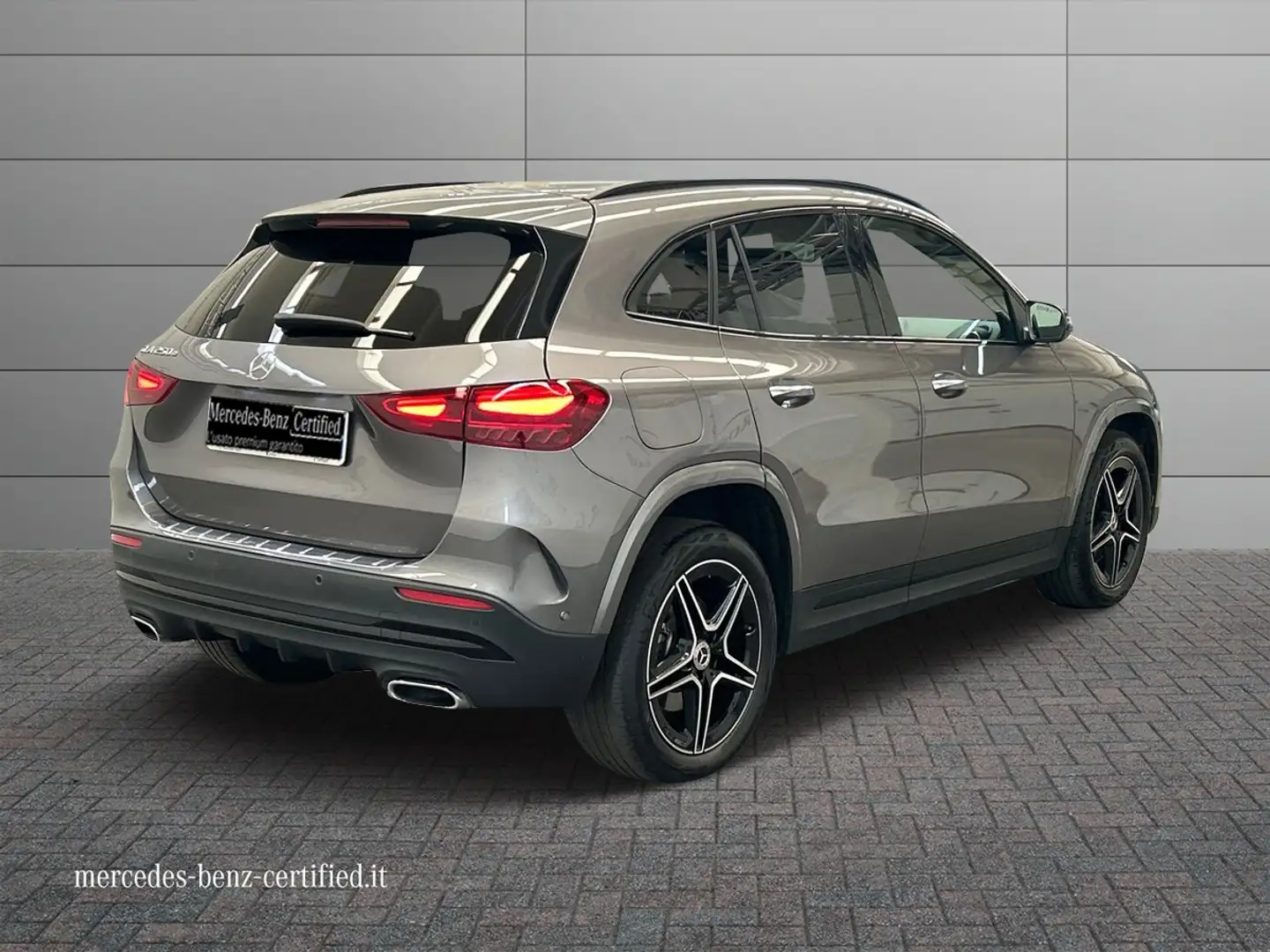 Mercedes-Benz GLA 250 e phev AMG Line Advanced Plus auto Grigio - 2