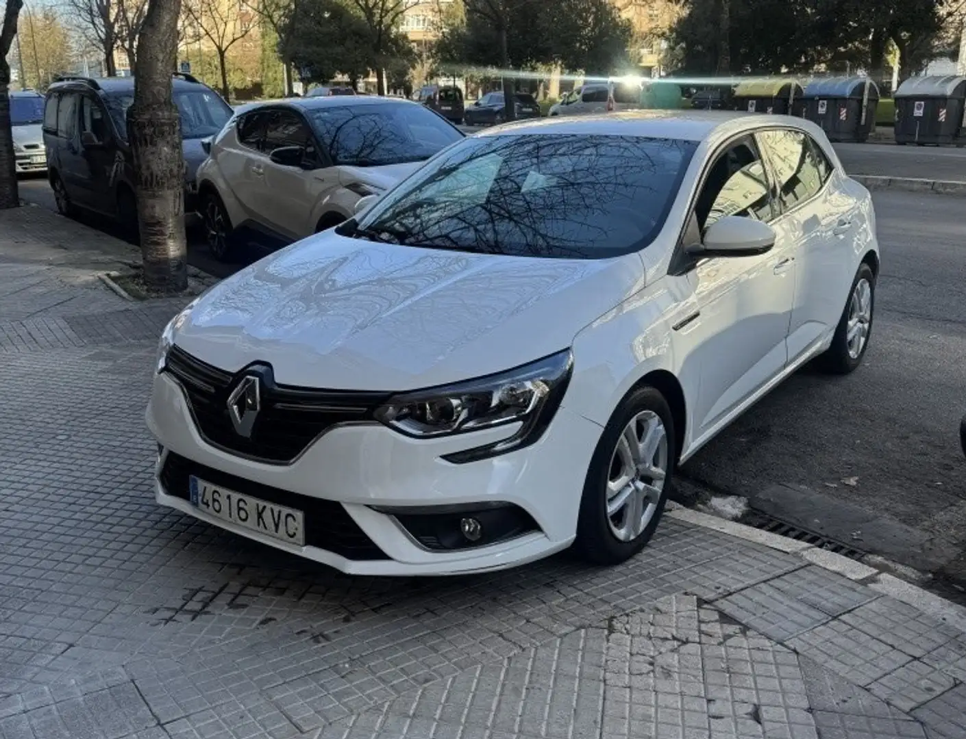 Renault Megane 1.5dCi Blue Business 85kW Blanc - 1
