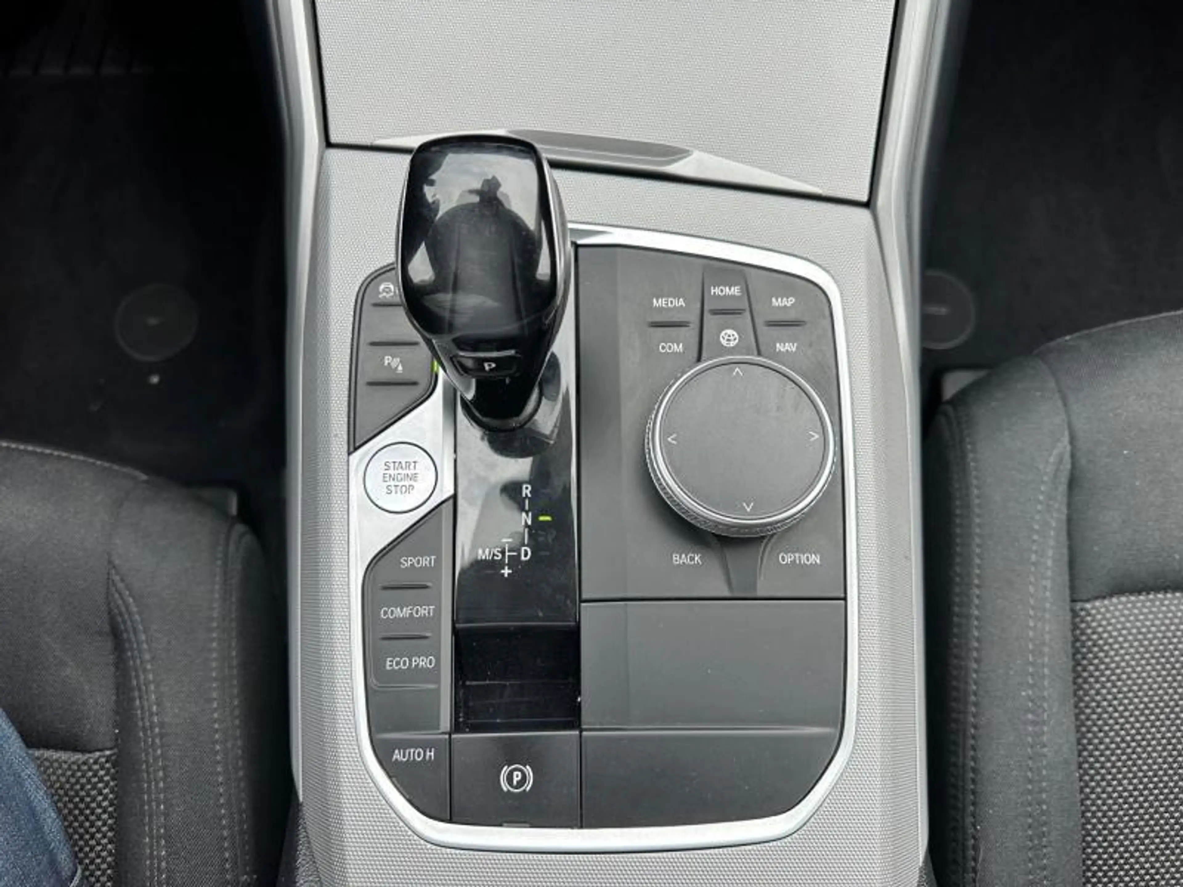 BMW 318 2.0D 136cv | GPS | Sièges Av chauffants | Capteur — photo 13