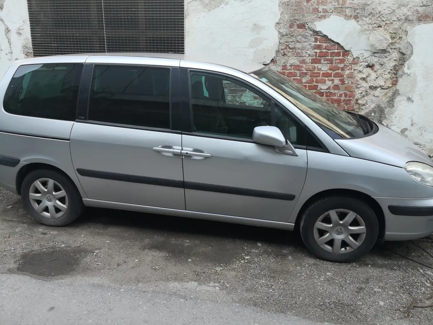 Peugeot 807 807 ST 2,0 HDI 136 ST Silber - 2