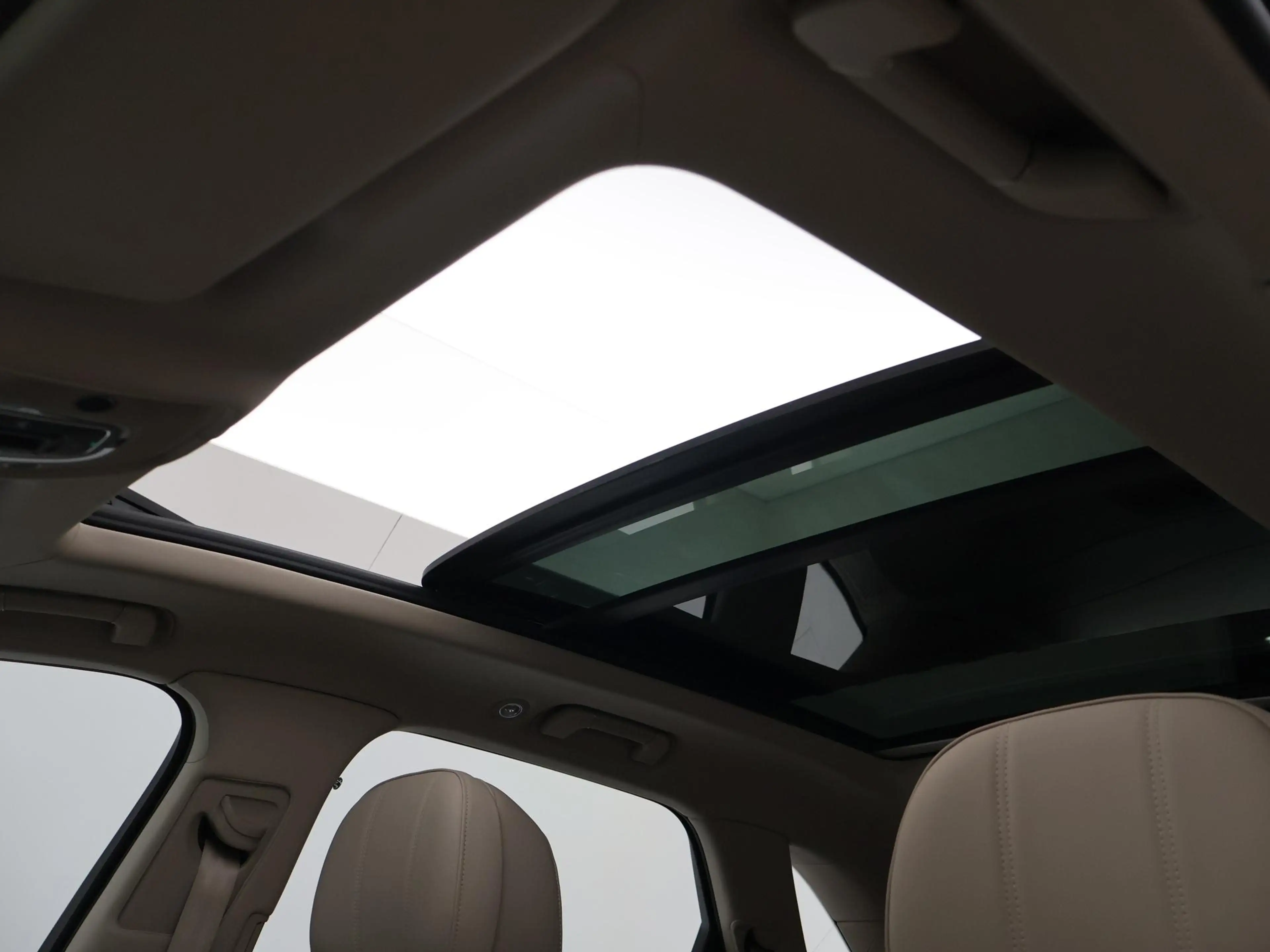 Bentley Bentayga 4.0 V8 550 PK 1e EIGENAAR *30.095 KM* + TOURING PA — photo 17