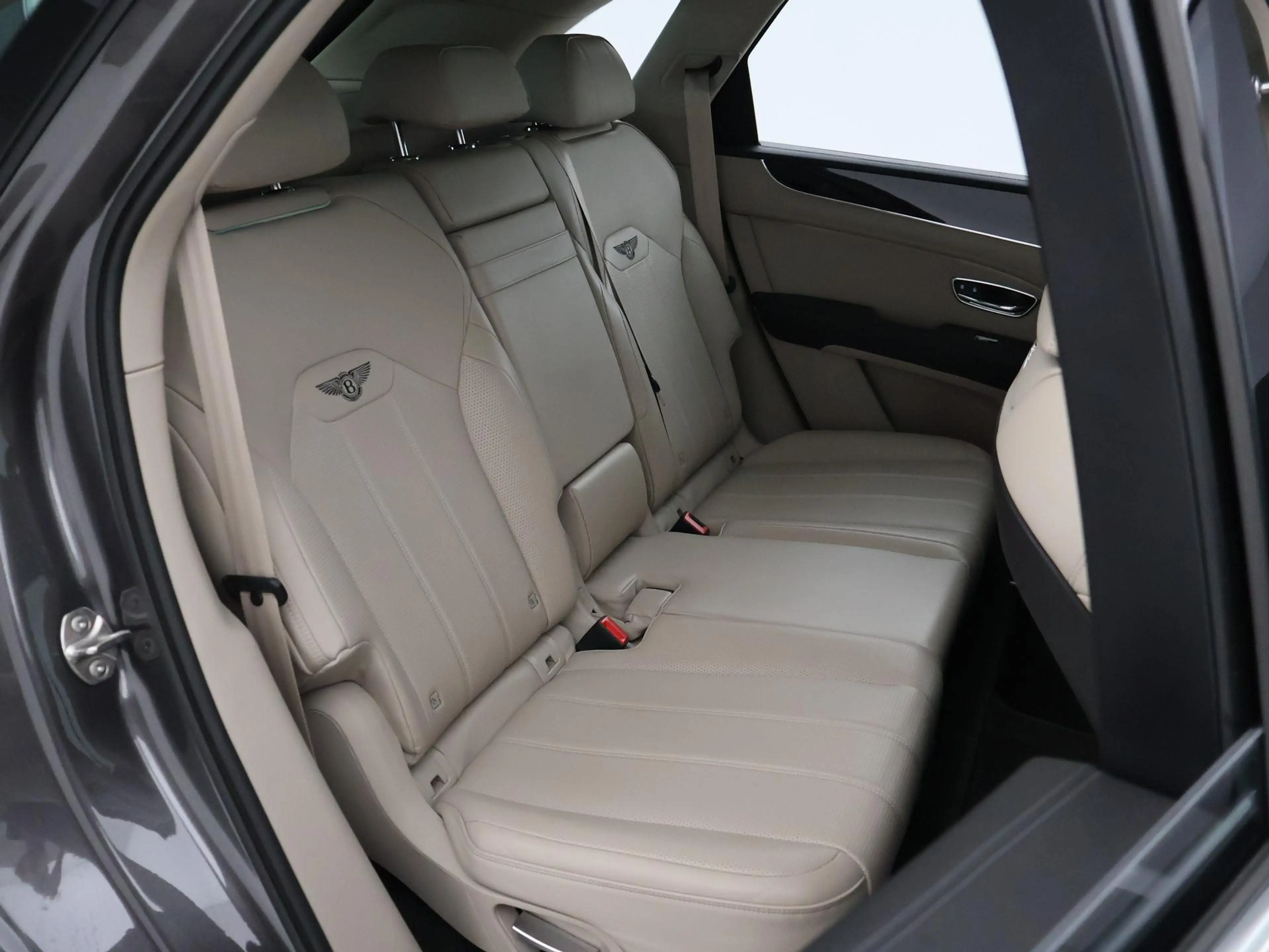 Bentley Bentayga 4.0 V8 550 PK 1e EIGENAAR *30.095 KM* + TOURING PA — photo 14