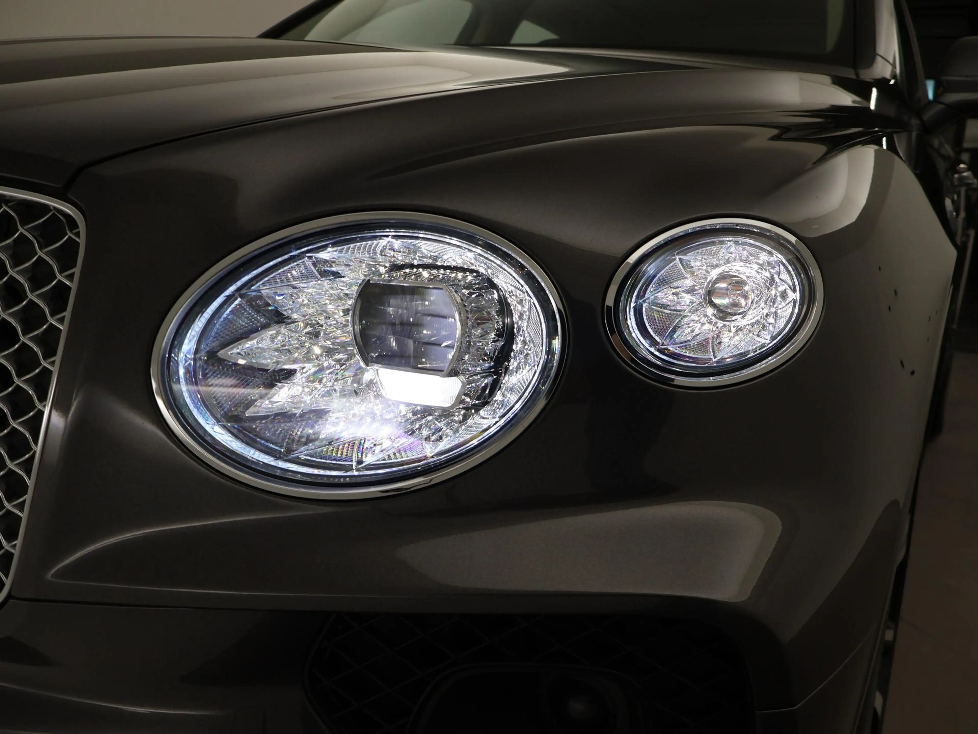 Bentley Bentayga 4.0 V8 550 PK 1e EIGENAAR *30.095 KM* + TOURING PA — photo 32
