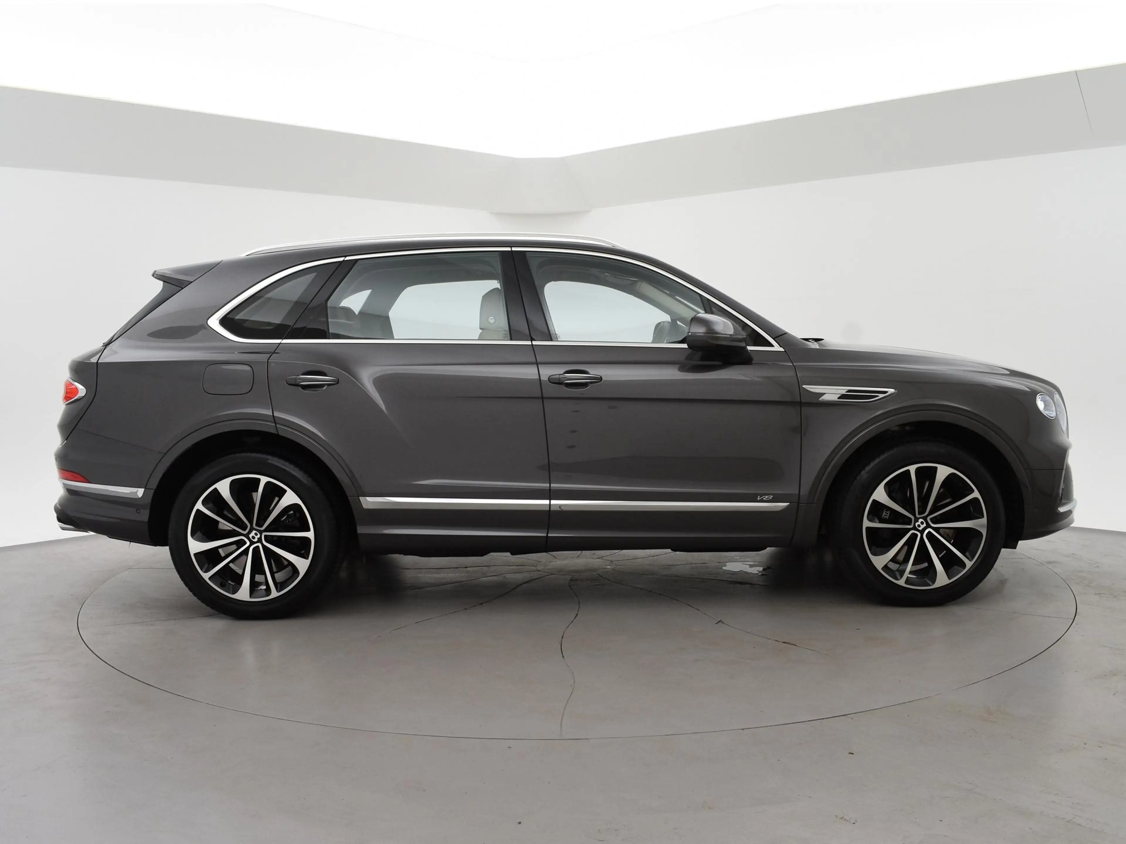 Bentley Bentayga 4.0 V8 550 PK 1e EIGENAAR *30.095 KM* + TOURING PA — photo 13