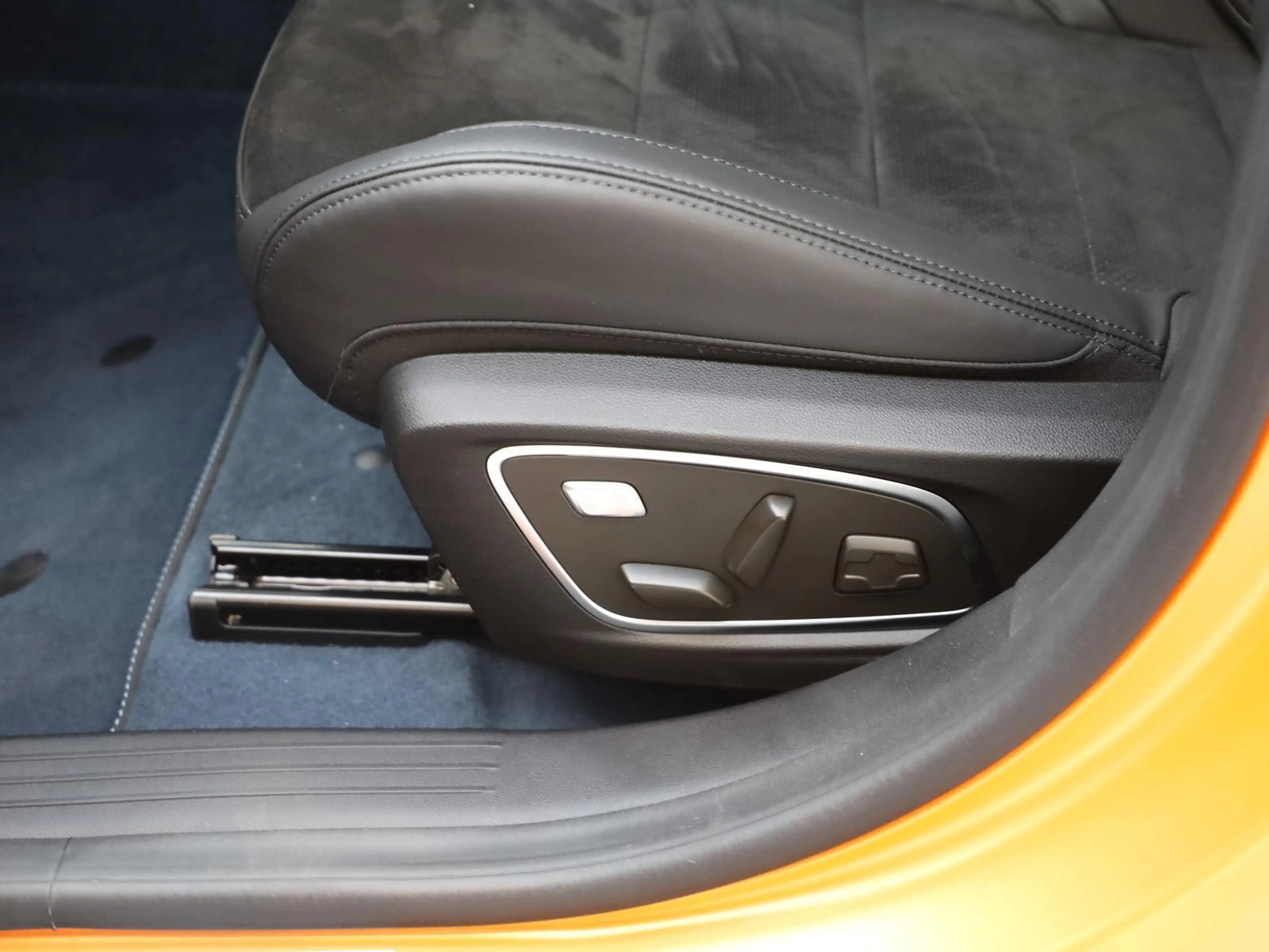 Renault Rafale Atelier Alpine Plug-in Hybrid 300 4x4 PGD — photo 13