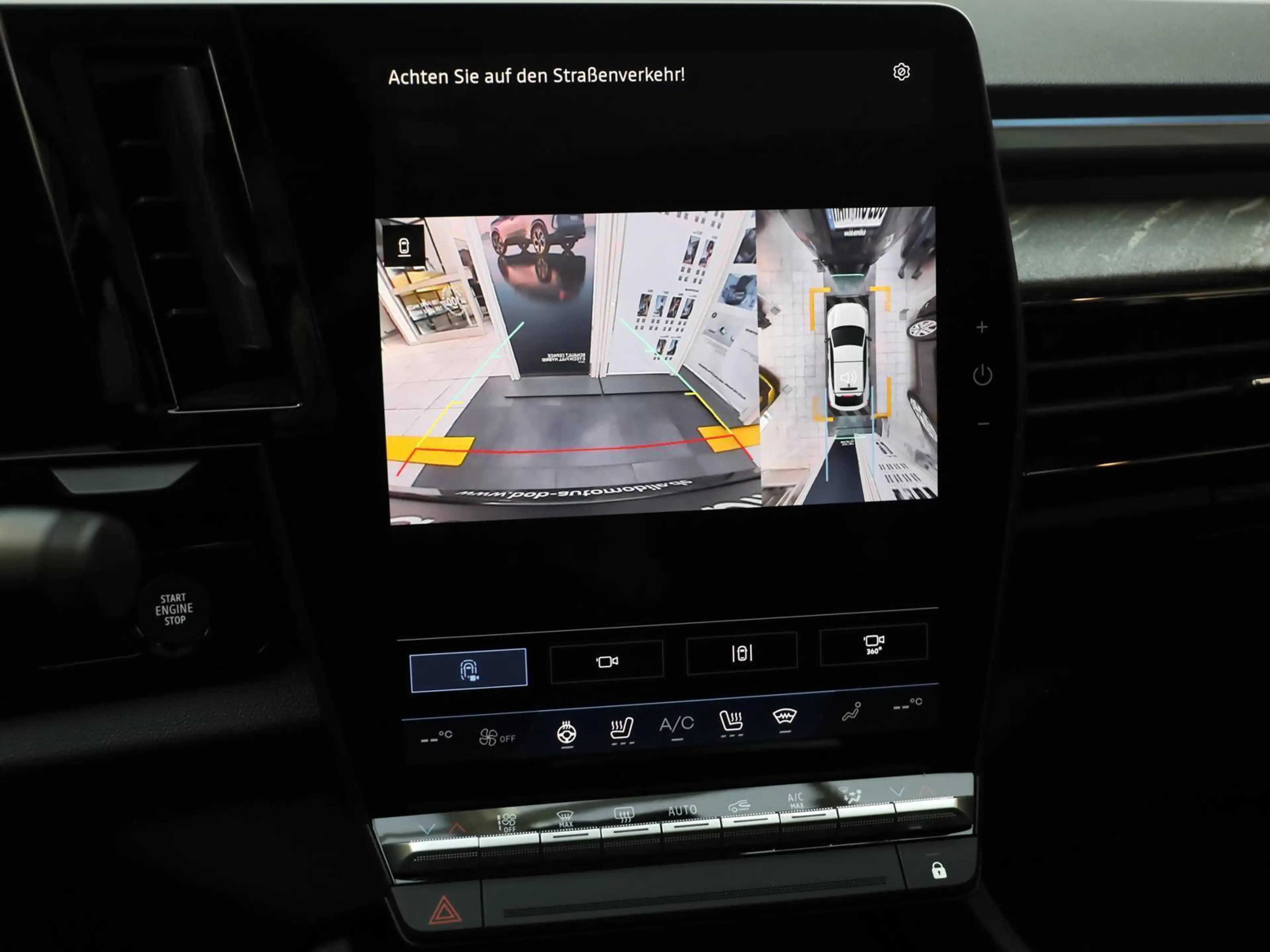 Renault Rafale Atelier Alpine Plug-in Hybrid 300 4x4 PGD — photo 14