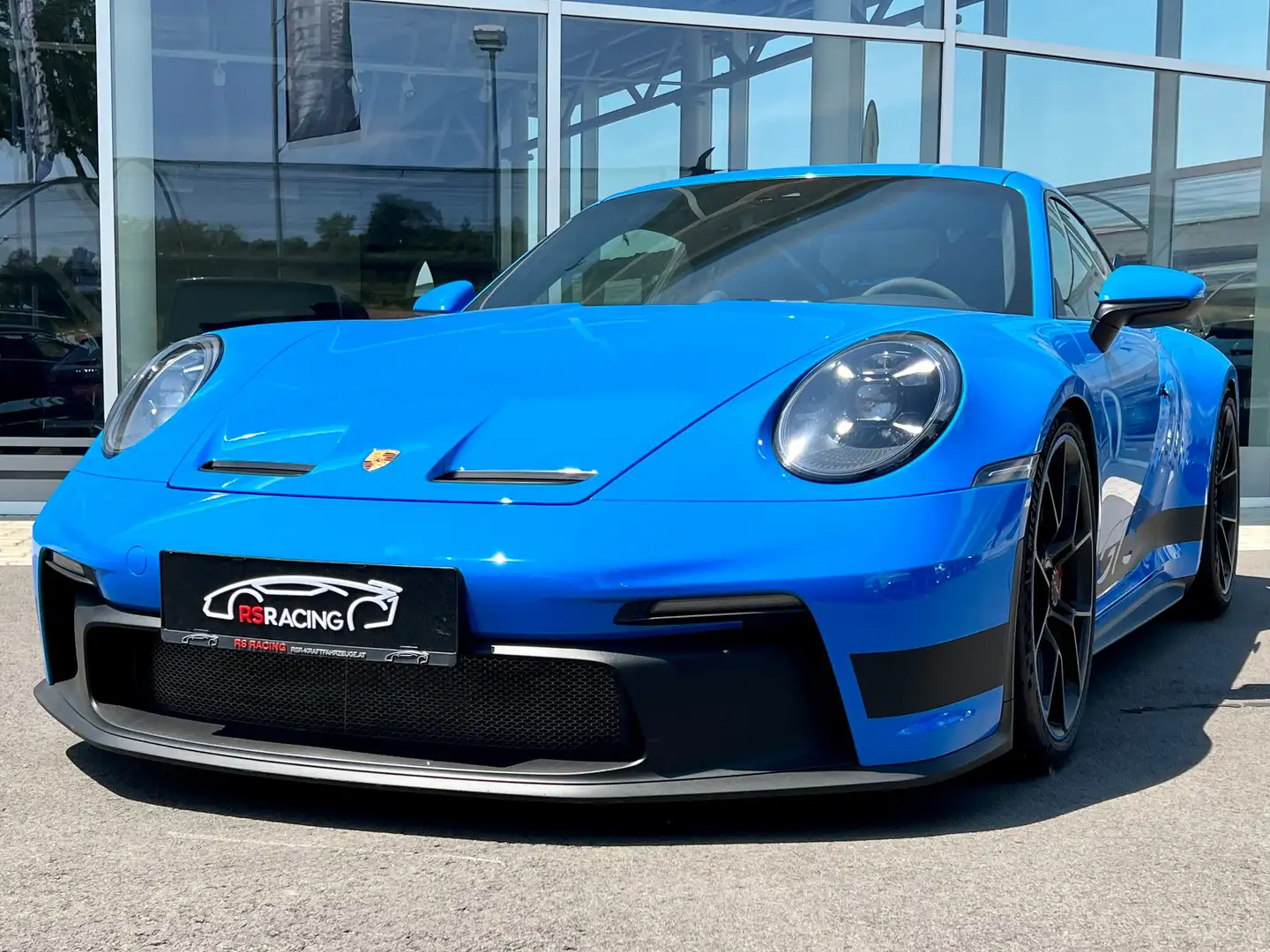 Porsche 992 GT3 911 Clubsport Approved Lift Carbon Matrix LED Bleu - 2