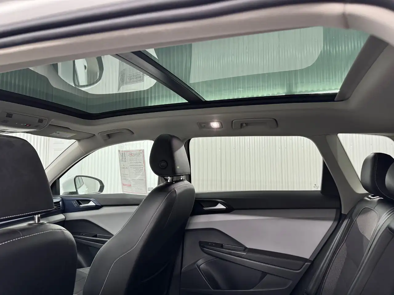 Volkswagen Taos снимка Volkswagen Taos