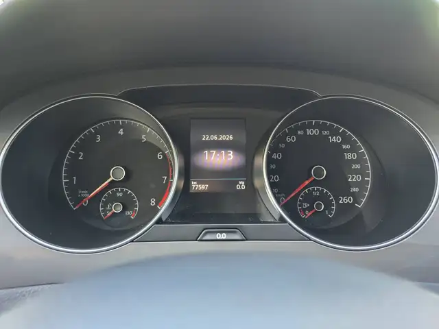 Volkswagen Golf Sportsvan view 11