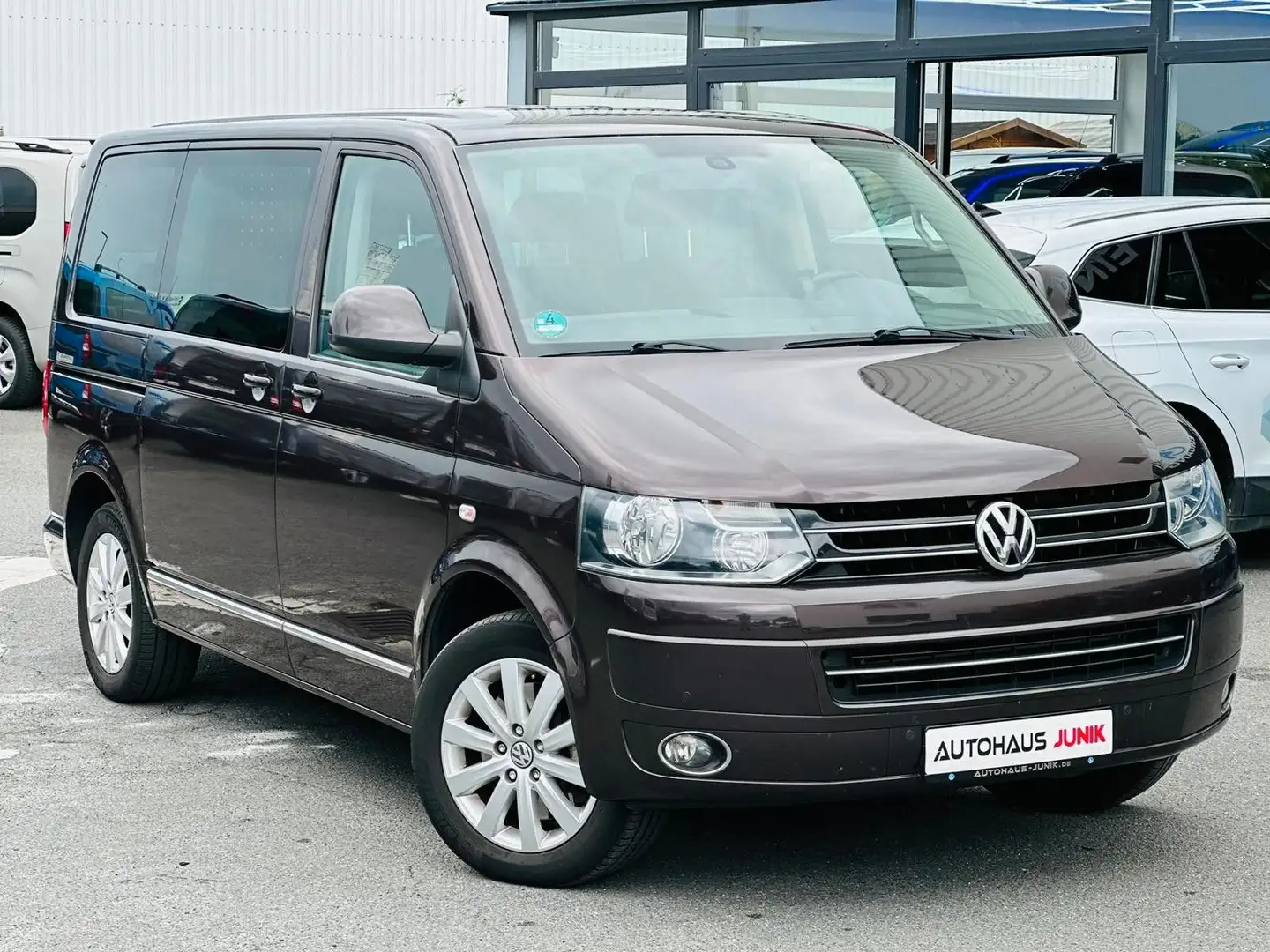 Volkswagen T5 Multivan Multivan-Highline-DSG-Behindertengerecht-Rampe Braun - 2