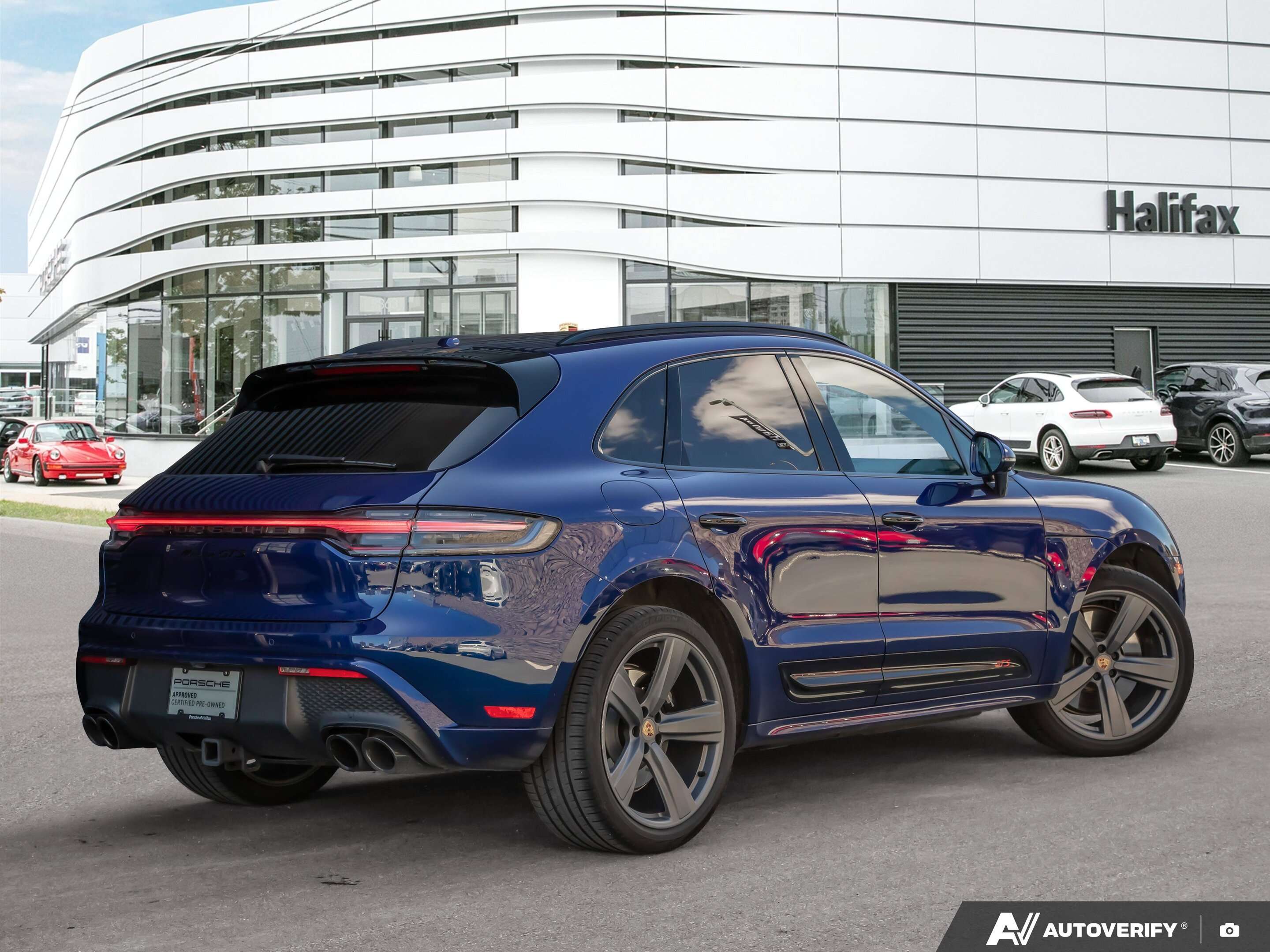 2023 Porsche Macan GTS alt 5