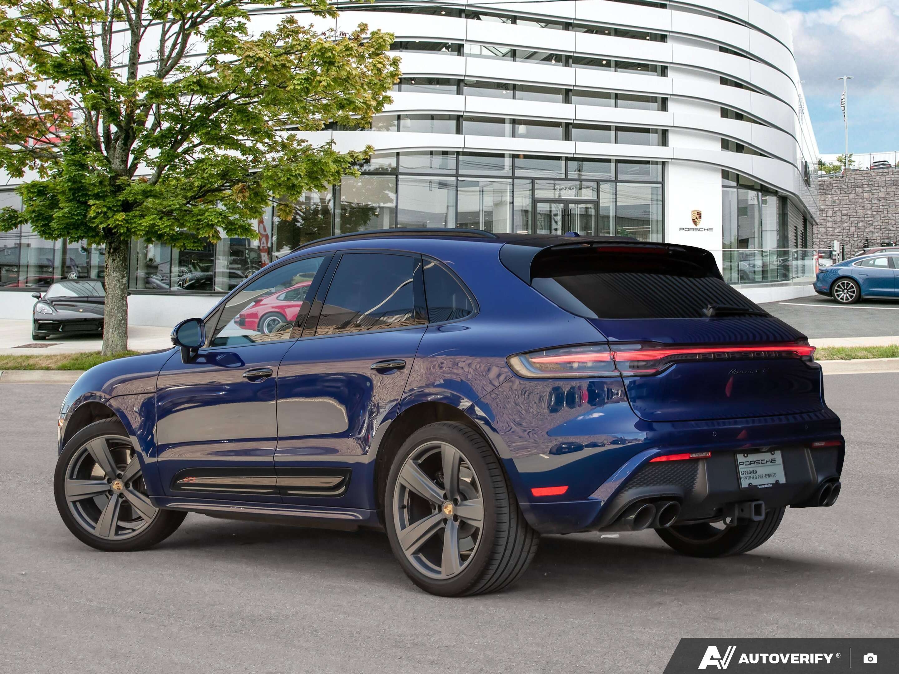 2023 Porsche Macan GTS alt 3