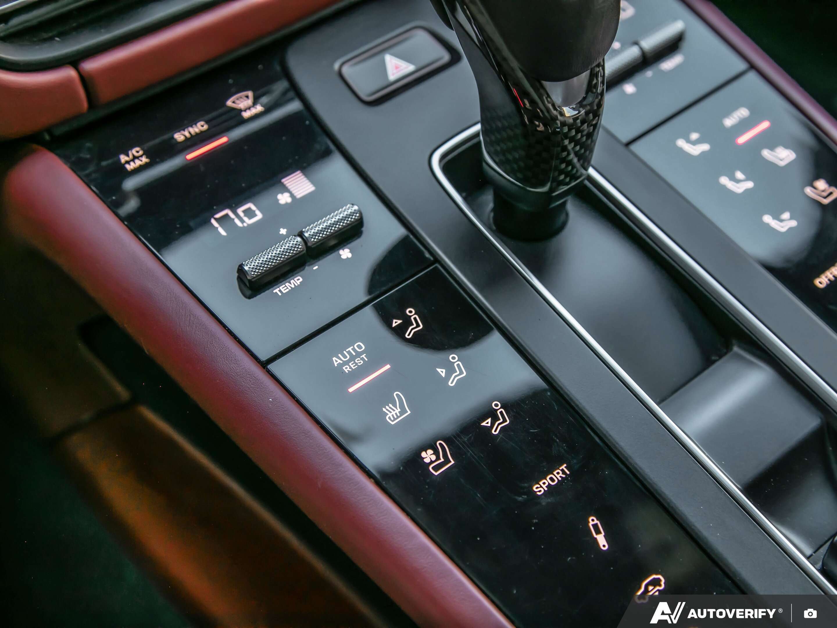2023 Porsche Macan GTS thumb 23