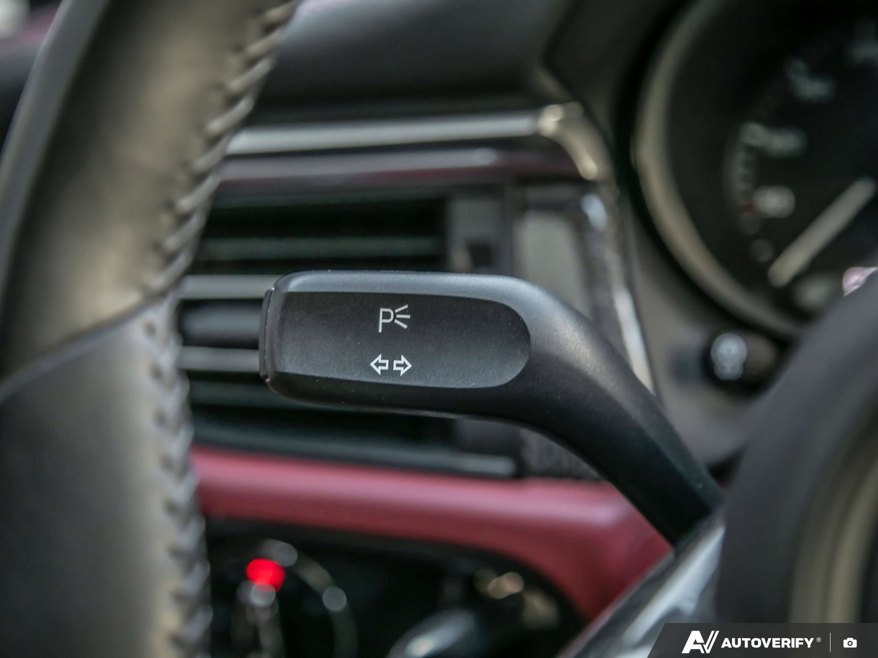 2023 Porsche Macan GTS thumb 19