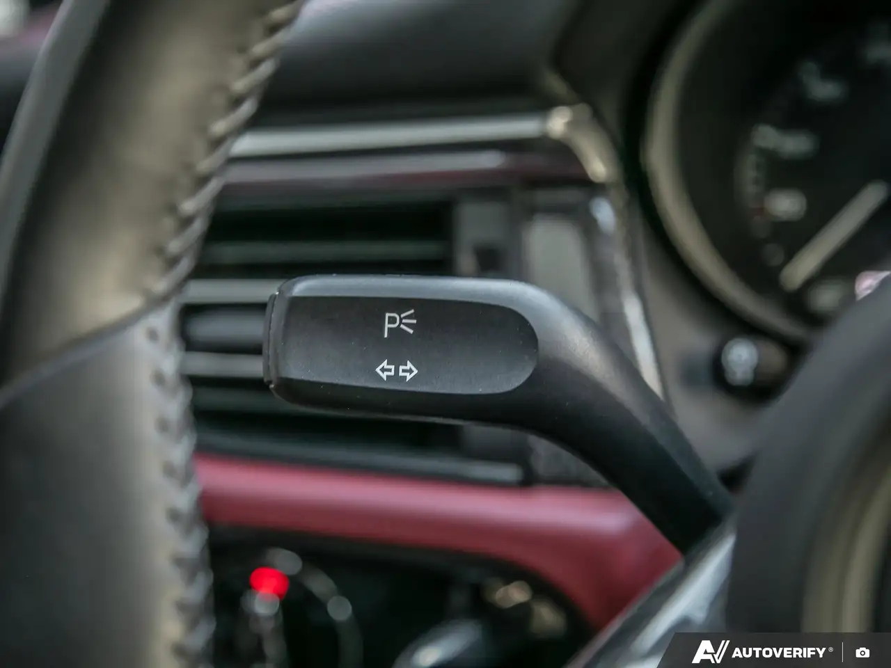 Porsche Macan снимка Porsche Macan