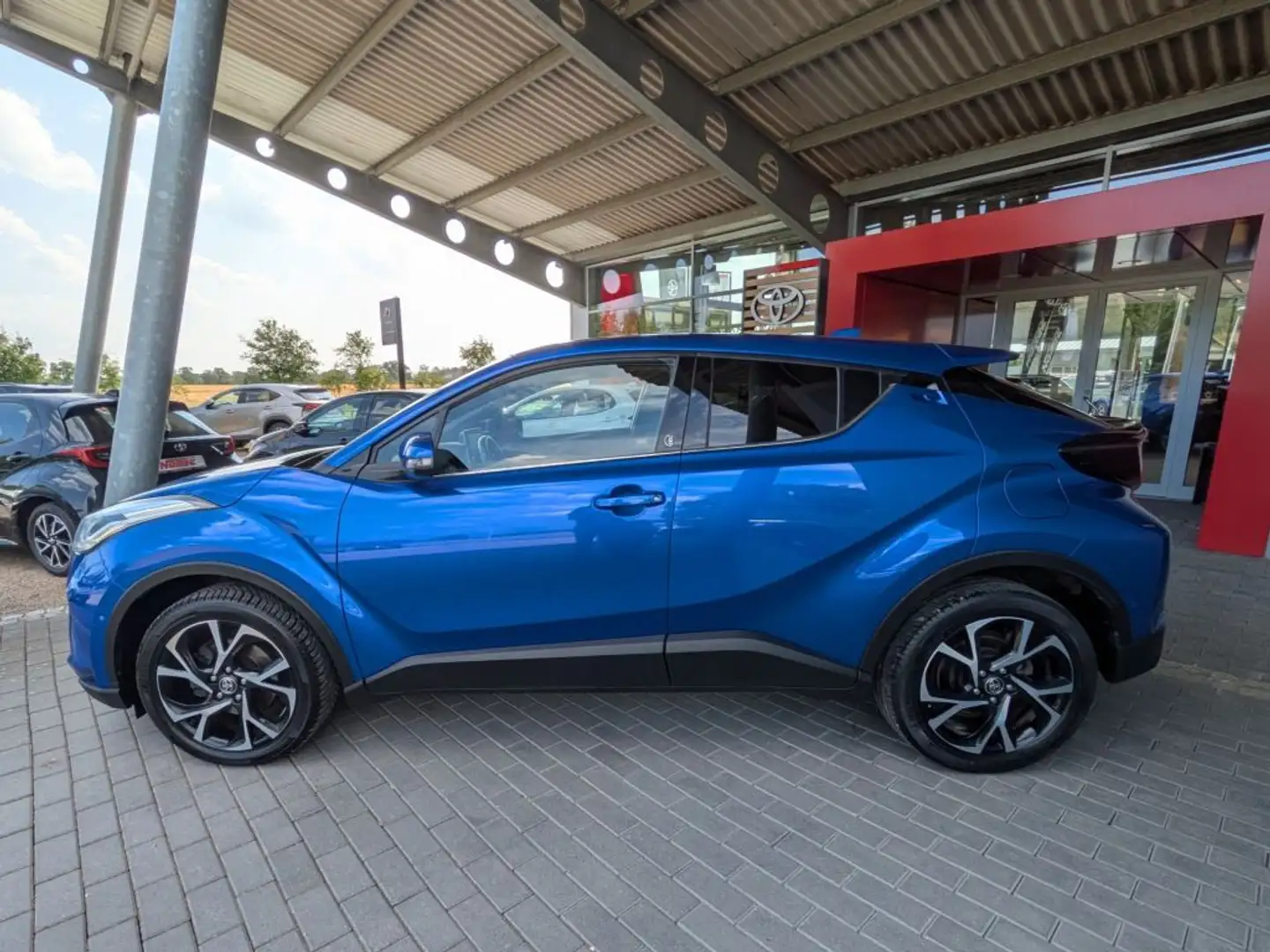 Toyota C-HR 1.2 Turbo Team Deutschland - 2