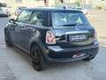 MINI Cooper One Schwarz - thumbnail 2