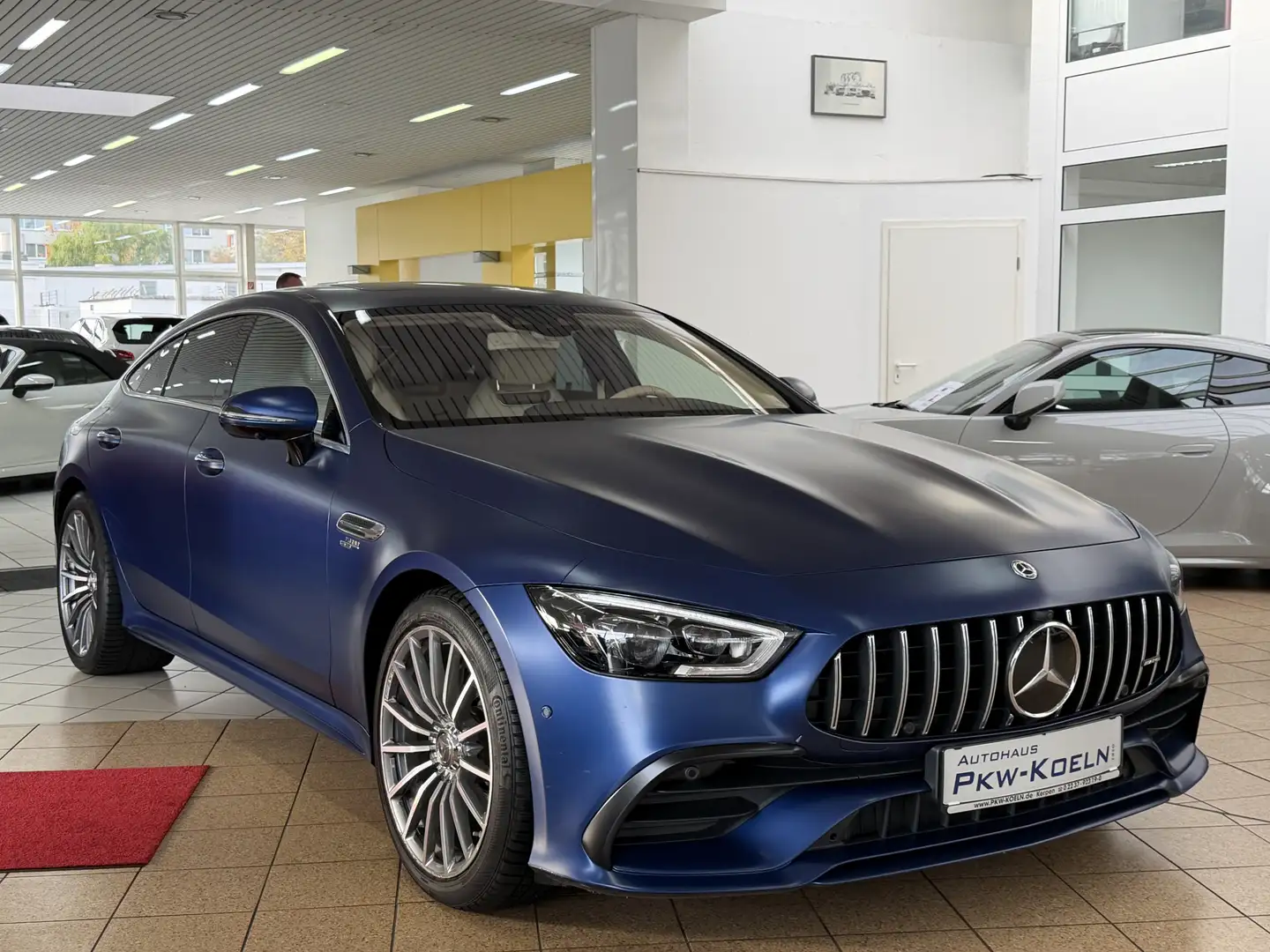 Mercedes-Benz AMG GT 43 4M+*ESSD*DiSTRO*KEY GO*HuD*360°*MEMORY Синий - 2