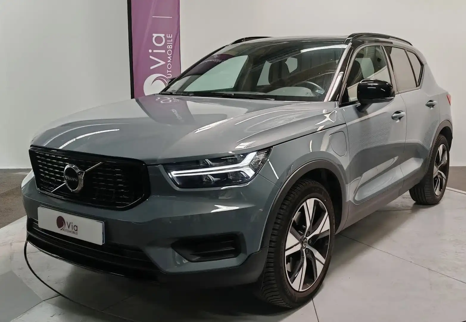 Volvo XC40 T4 Recharge 129+82 ch DCT7 R-Design / 1 ERE MAIN Gris - 1