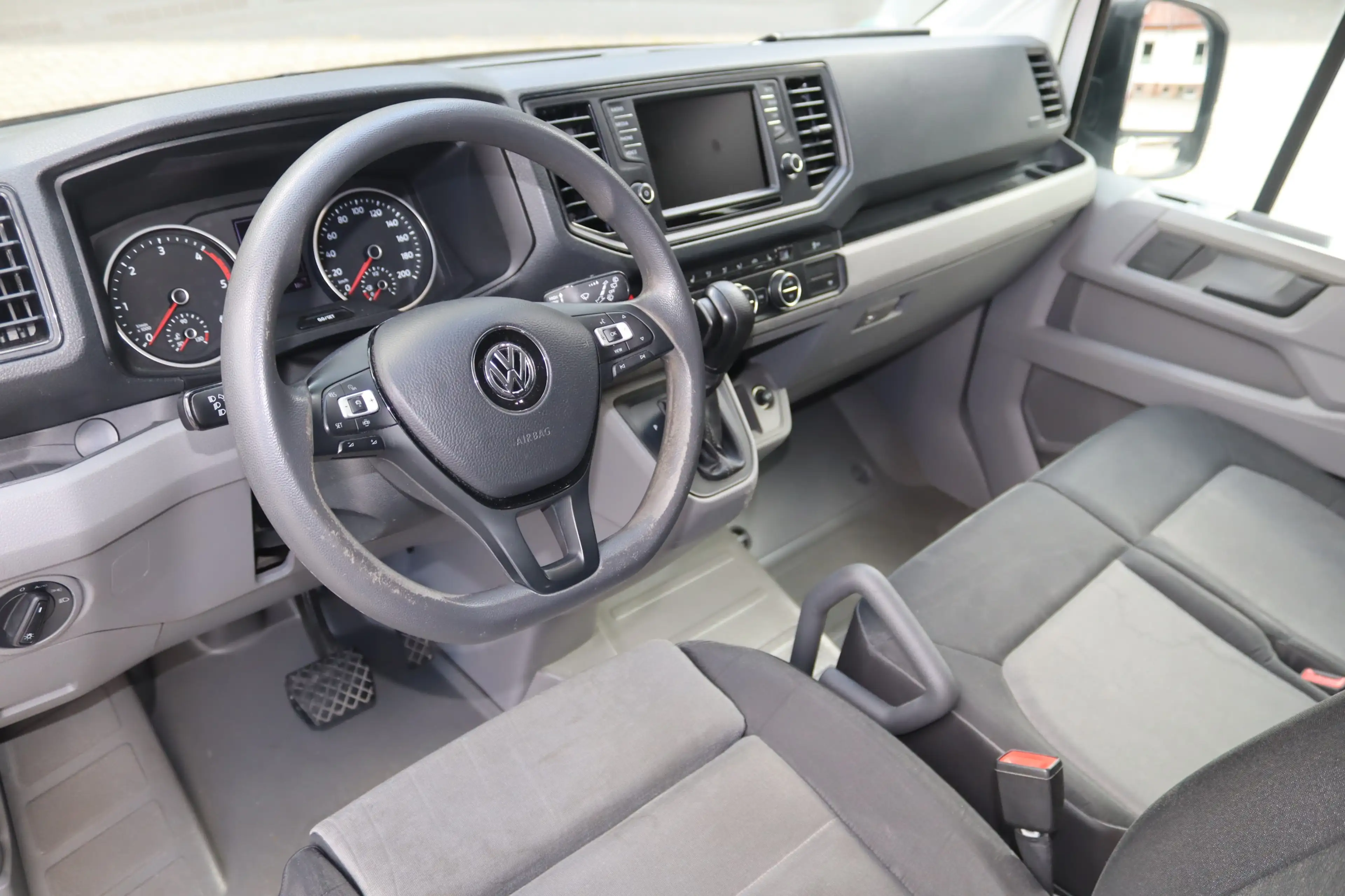 Volkswagen Crafter 2.0 TDI 35 lang Hochdach-LED-SHZ-ACC-KAM — photo 12