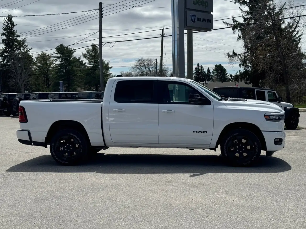 RAM 1500 fotografie RAM 1500