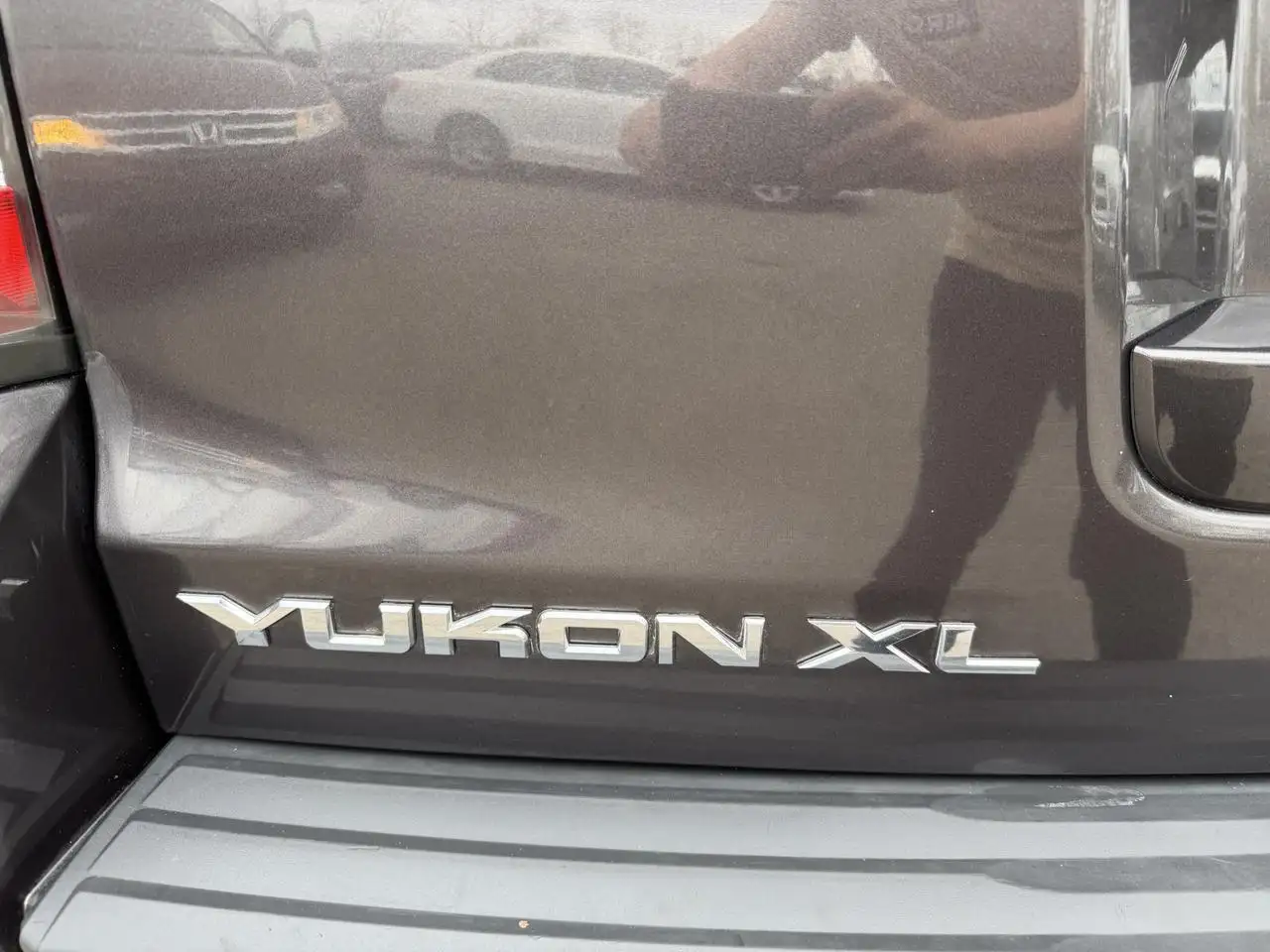 GMC Yukon снимка GMC Yukon