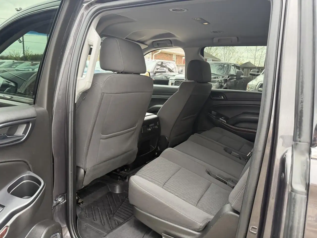 GMC Yukon снимка GMC Yukon