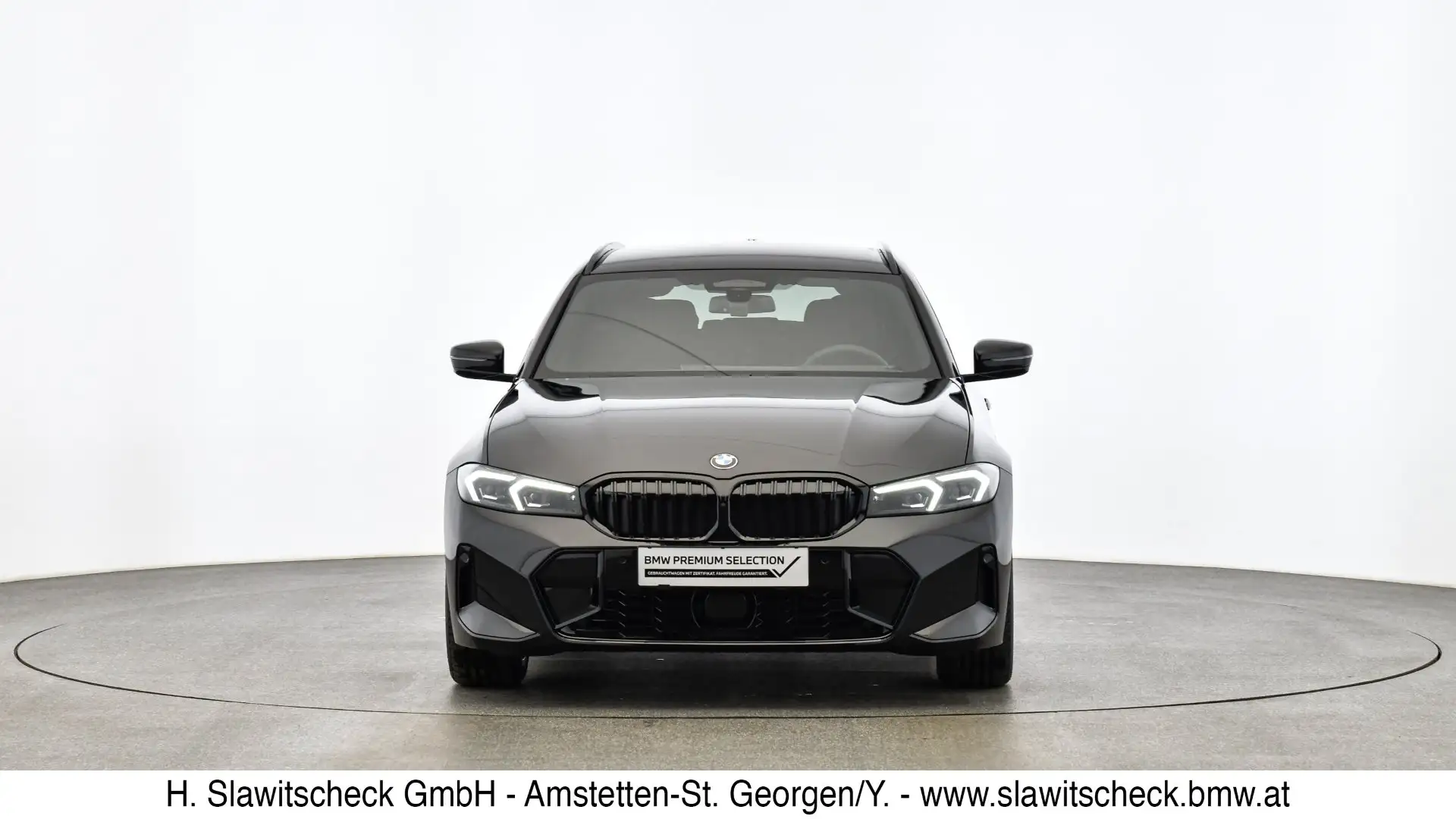 BMW 320 d G21 Schwarz - 2