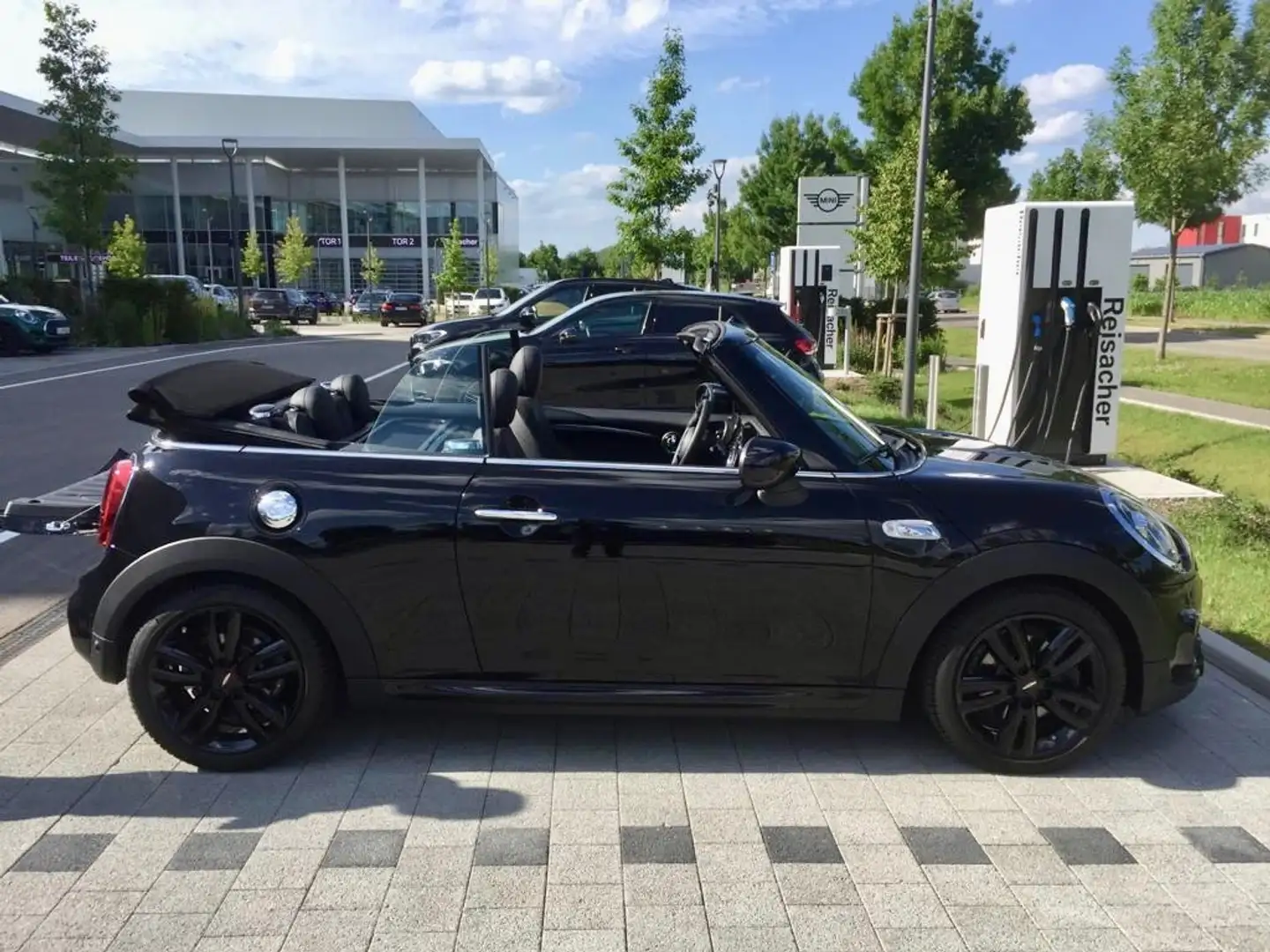 MINI Cooper S Cabrio MINI CABRIO Black - 2