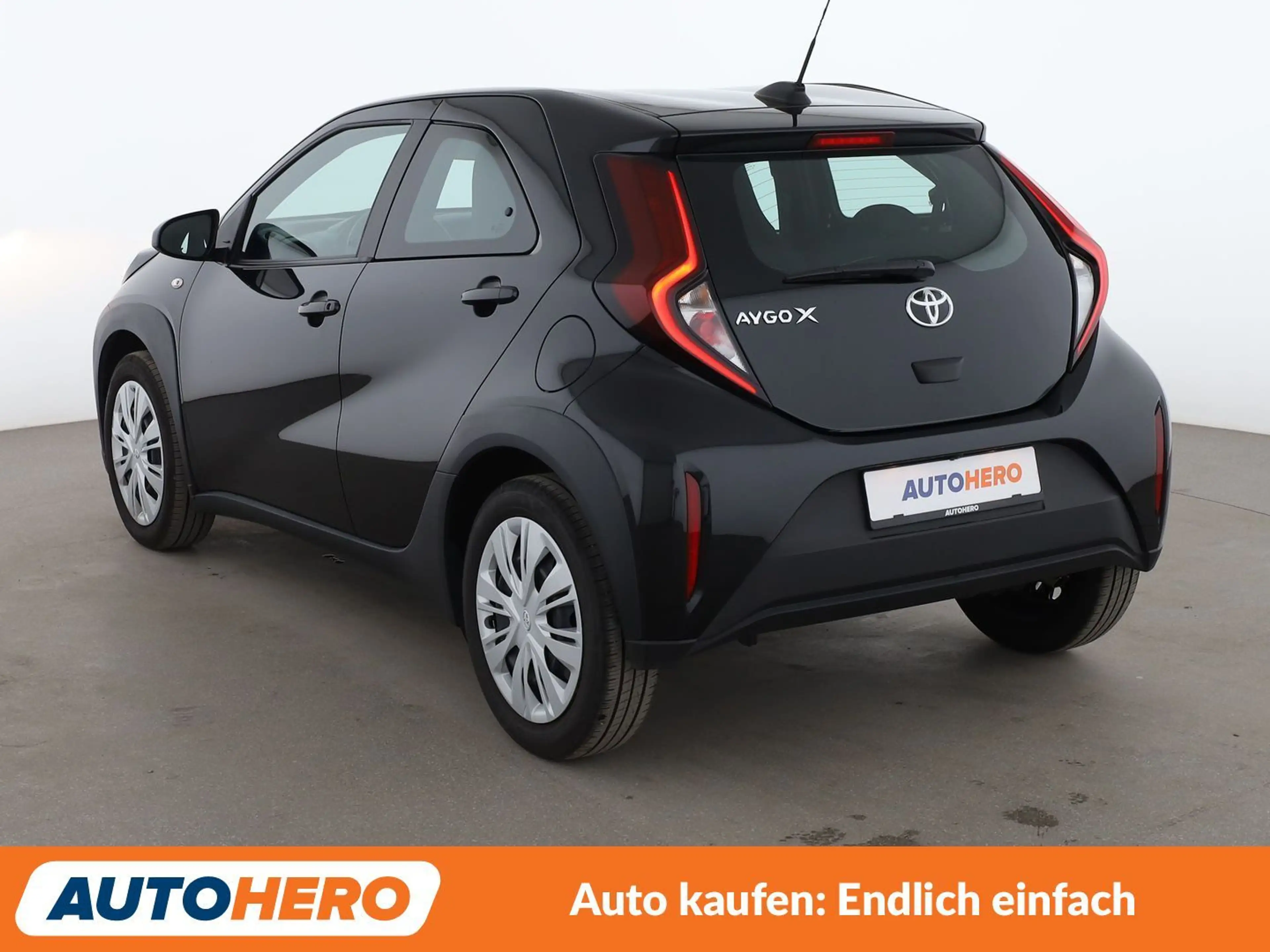Toyota Aygo X 1.0 VVT-i Business Edition Aut.*ACC*CAM*SHZ* — photo 4