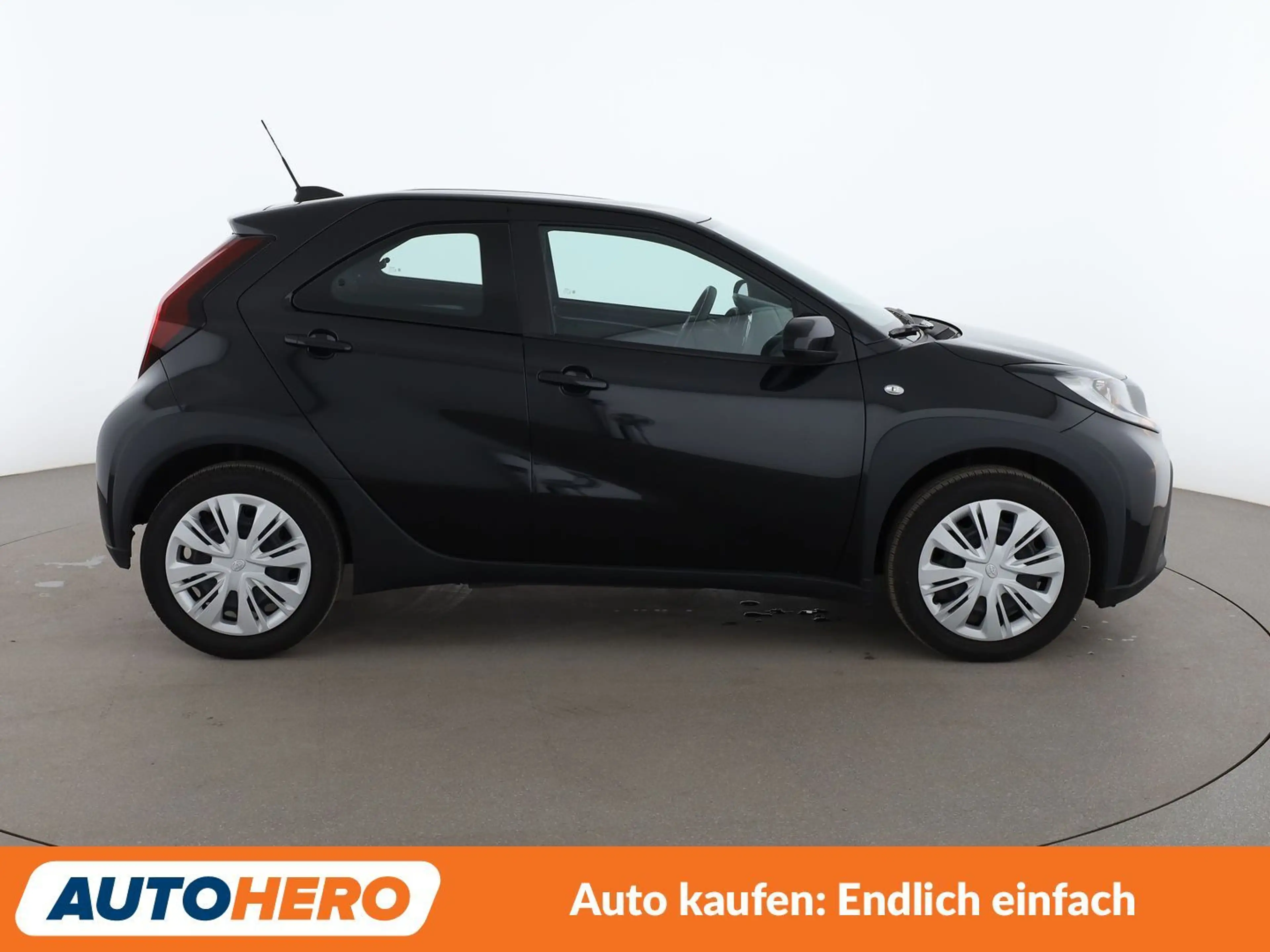 Toyota Aygo X 1.0 VVT-i Business Edition Aut.*ACC*CAM*SHZ* — photo 7
