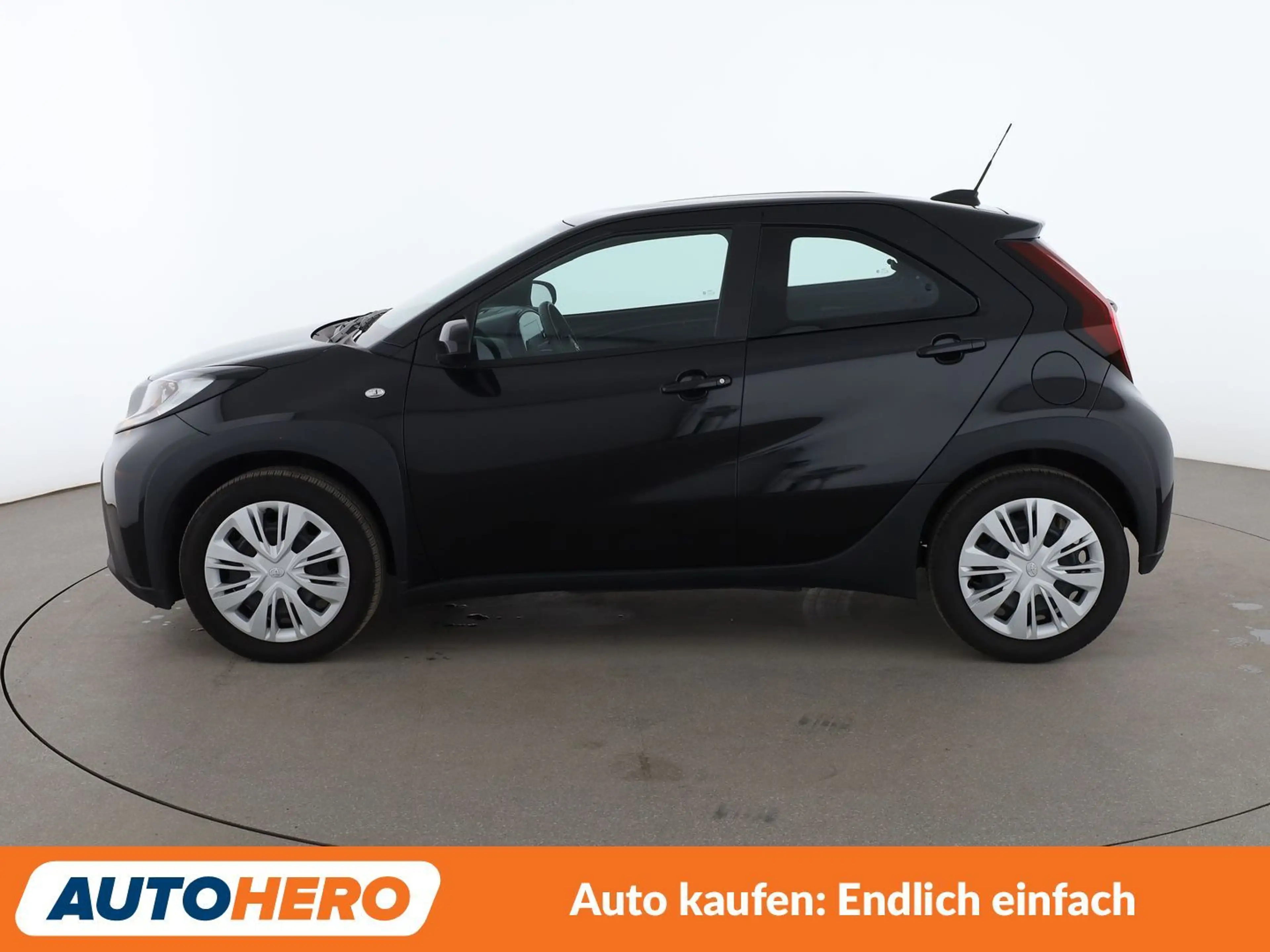 Toyota Aygo X 1.0 VVT-i Business Edition Aut.*ACC*CAM*SHZ* — photo 3