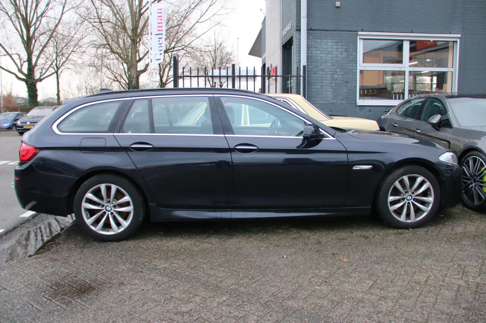 BMW M550 5-serie Touring M550xd MOTOR DEFECT EXPORT PRICE! Zwart - 2
