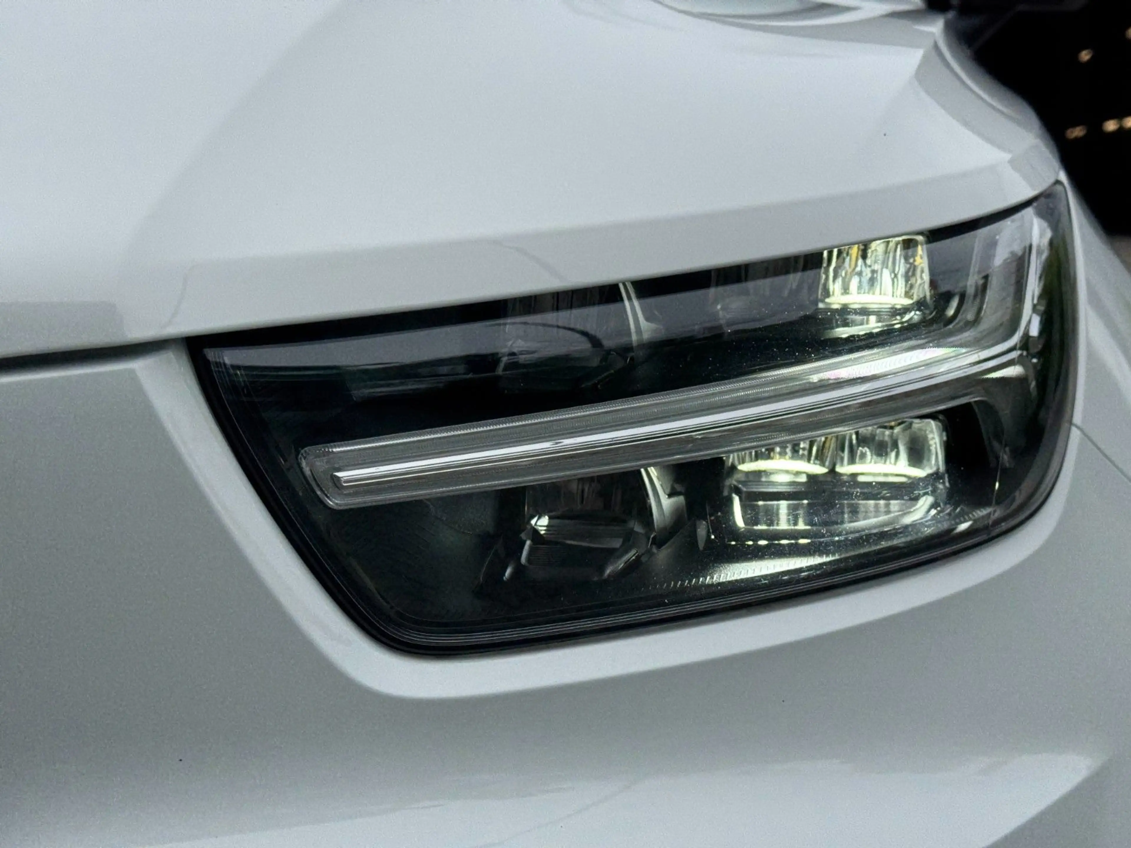Volvo XC40 Momentum 2WD Garantie *Leder* Navi*CarPlay — photo 8