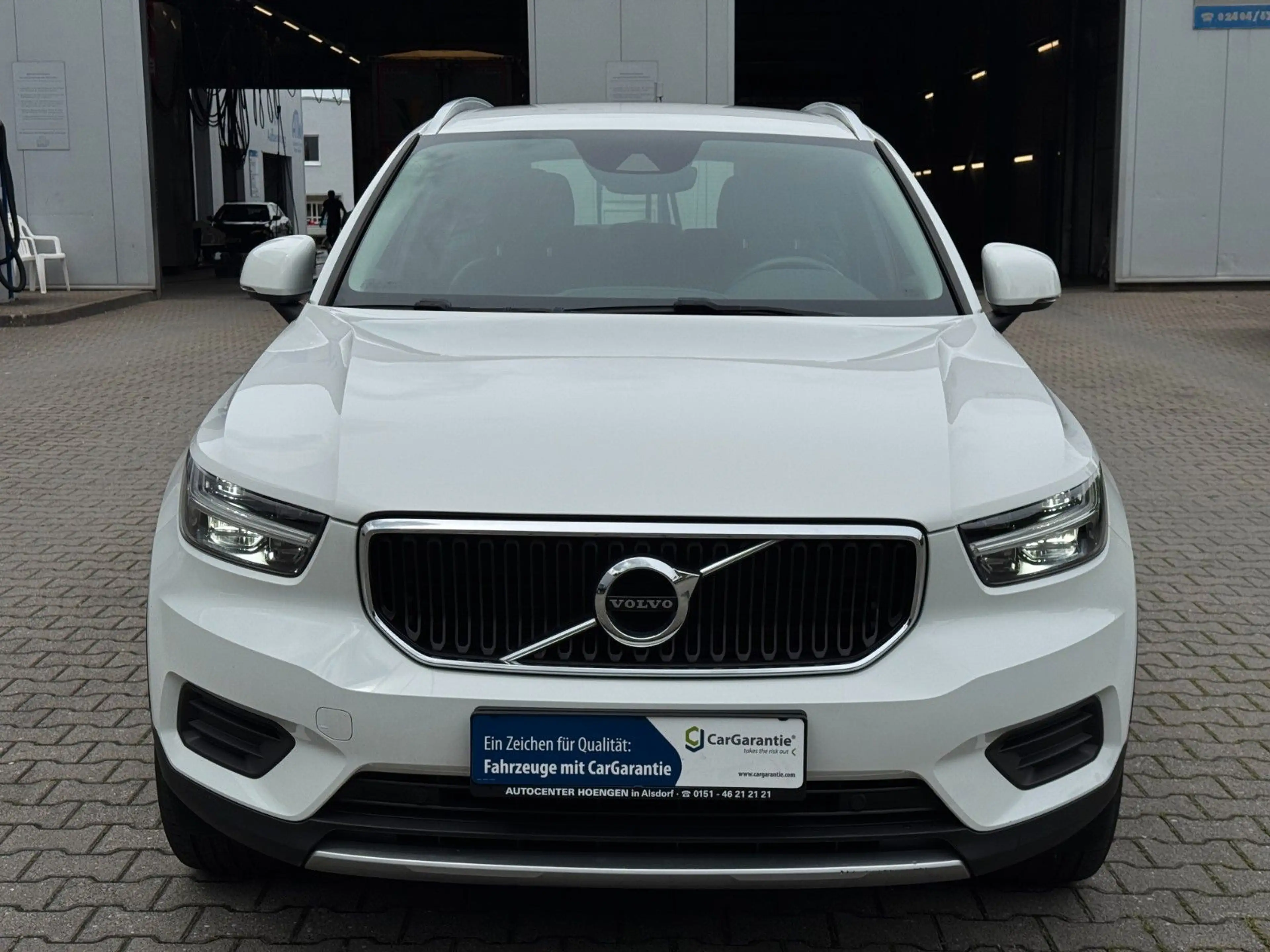 Volvo XC40 Momentum 2WD Garantie *Leder* Navi*CarPlay — photo 4
