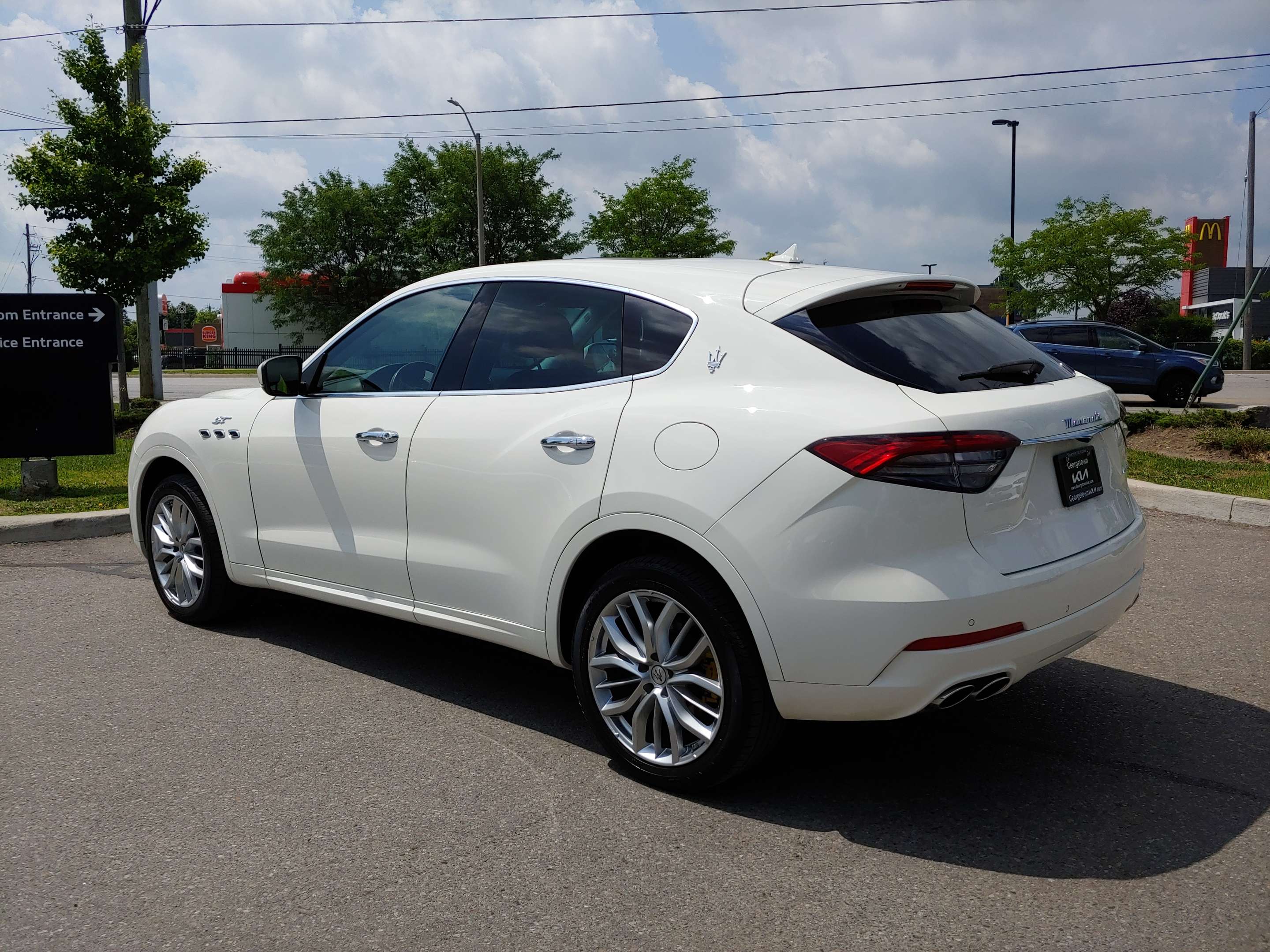 2022 Maserati Levante