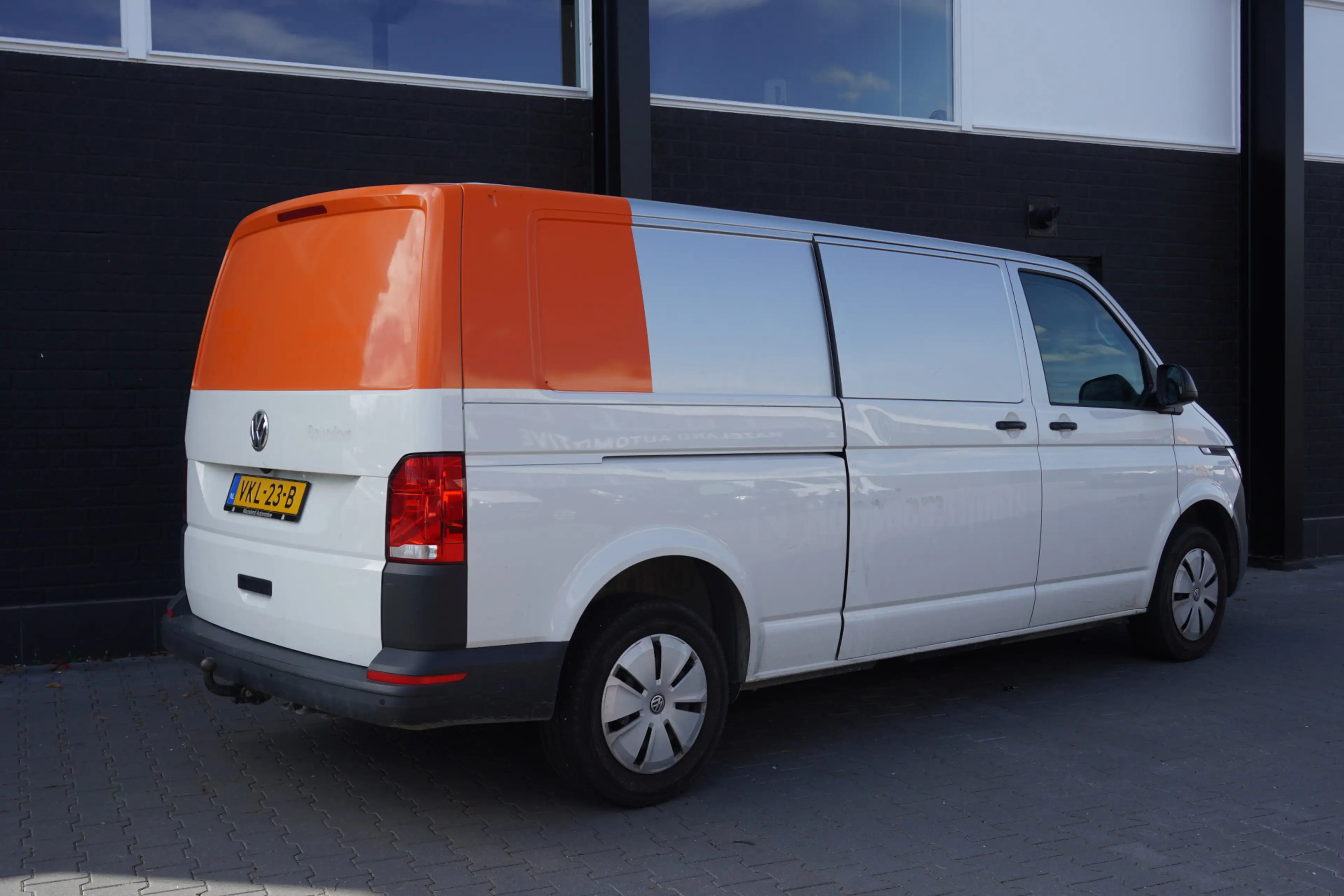 Volkswagen T6.1 Transporter 2.0 TDI L2 EURO 6 - Airco - Navi - Cruise - €13.95 — photo 2