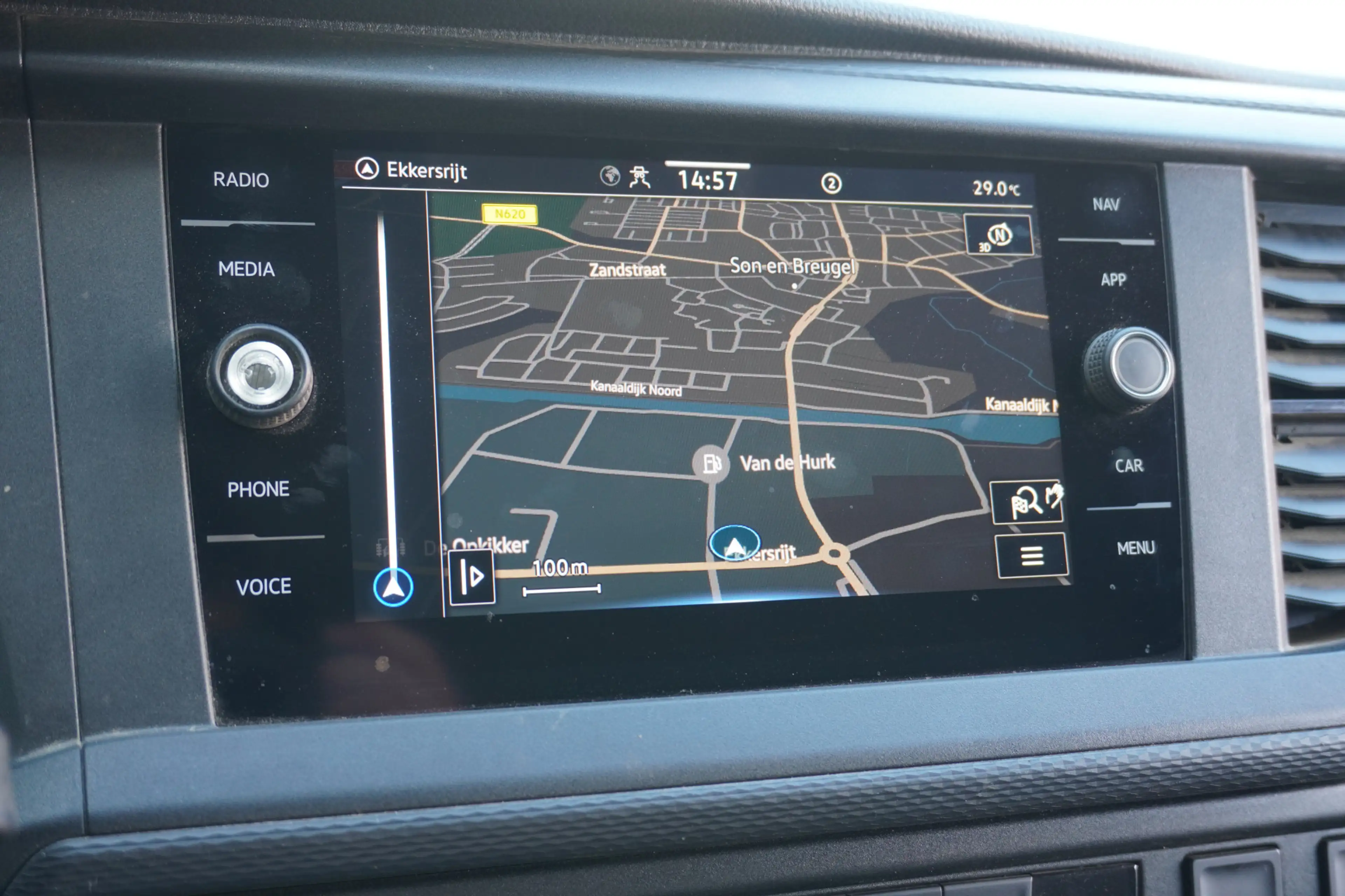Volkswagen T6.1 Transporter 2.0 TDI L2 EURO 6 - Airco - Navi - Cruise - €13.95 — photo 14