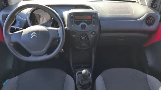 Citroen C1 view 11