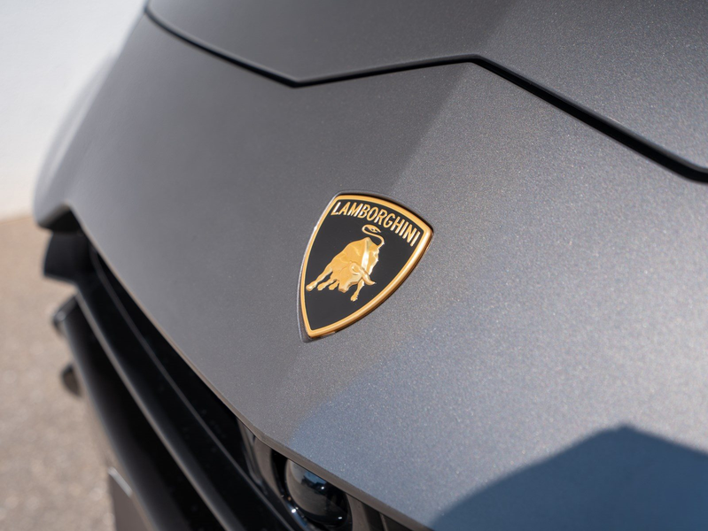 Lamborghini Urus S 23" B&O PANO MASSAGE NACHTSICHT PARK-ASSIST BLU — photo 15