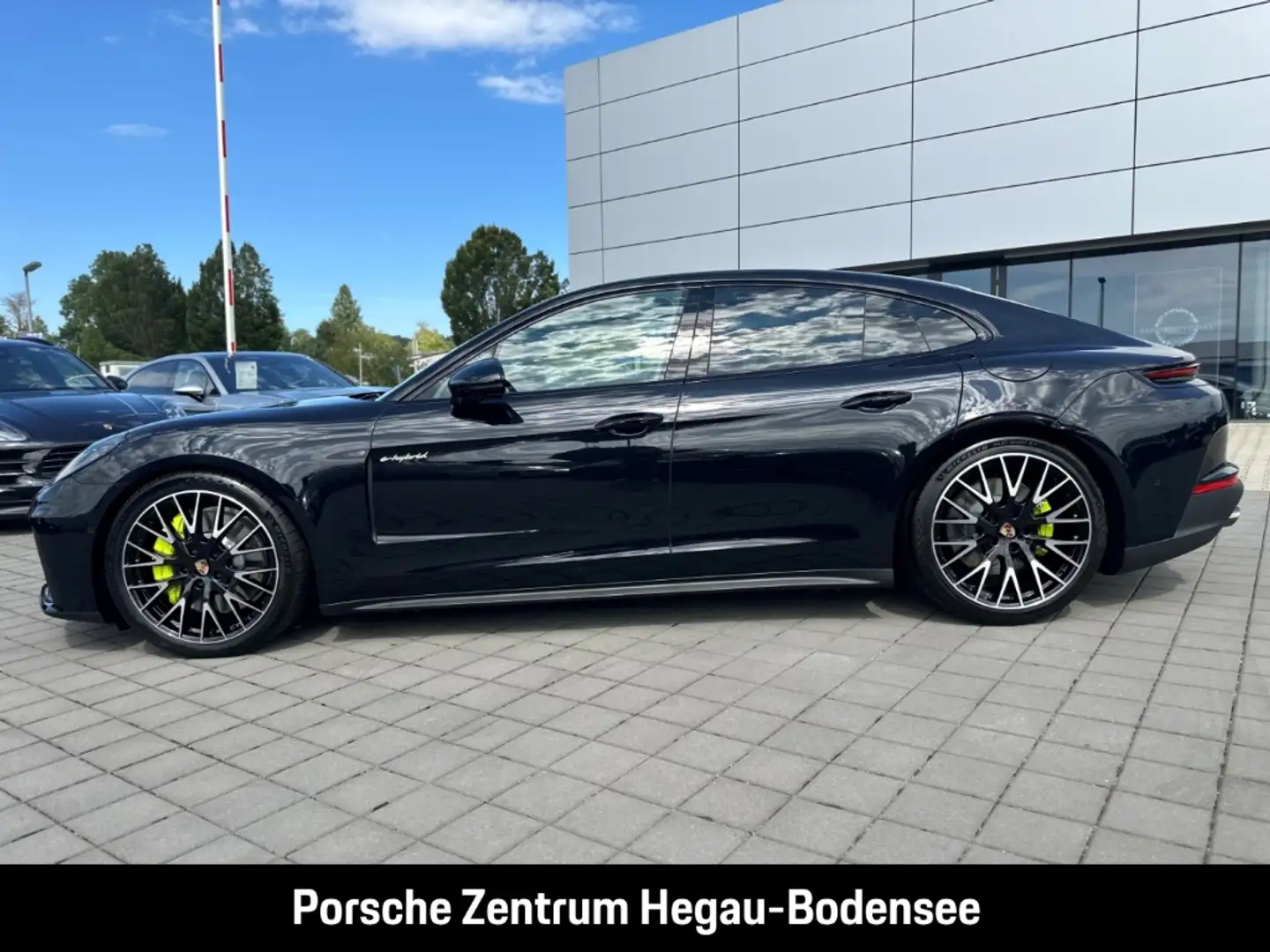 Porsche Panamera 4 E-Hybrid/Beifahrerdisplay/BOSE/21-Zoll Räder Schwarz - 2